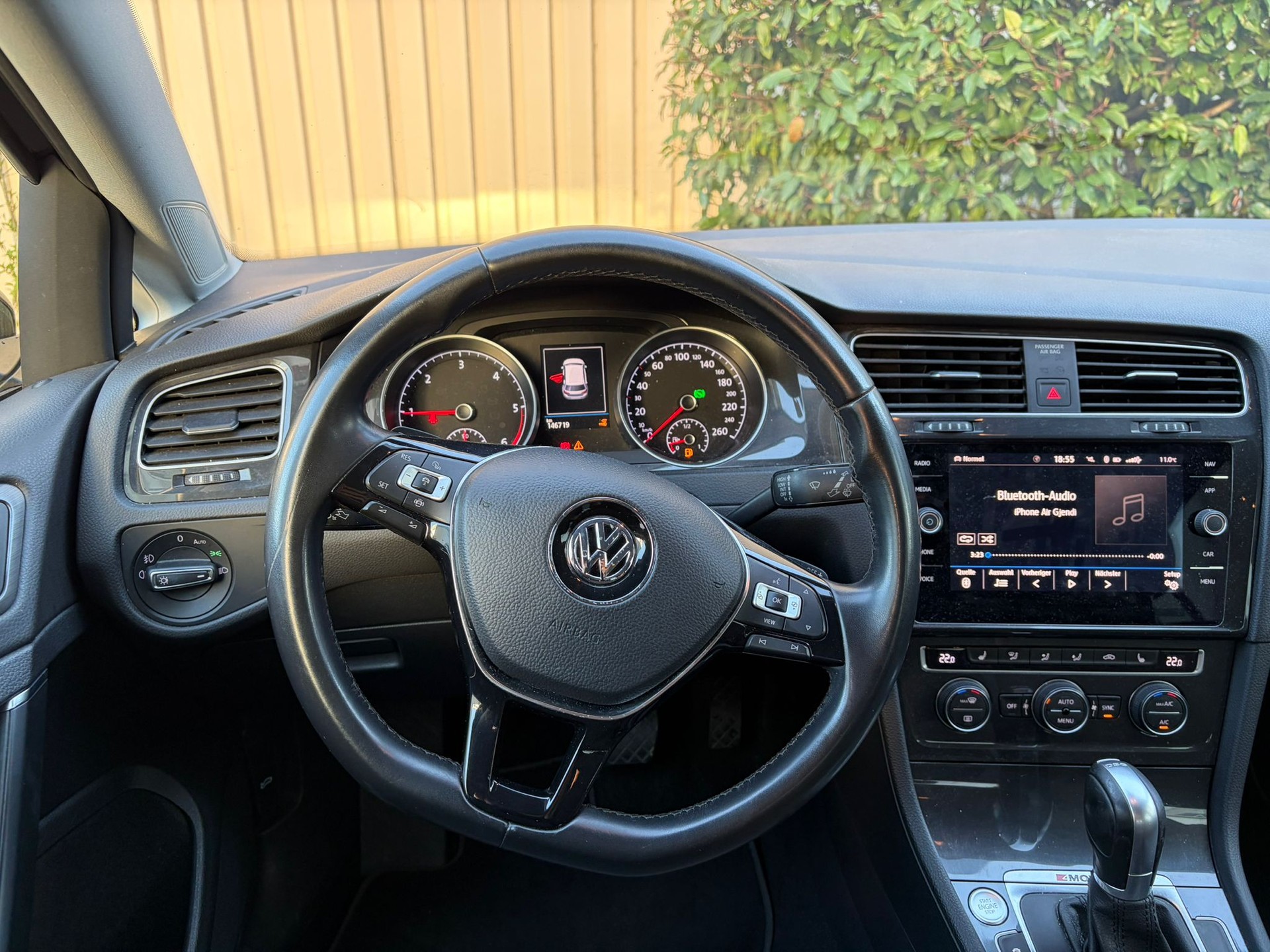 VW Golf 2.0 TDI Highline 4Motion DSG-image-9