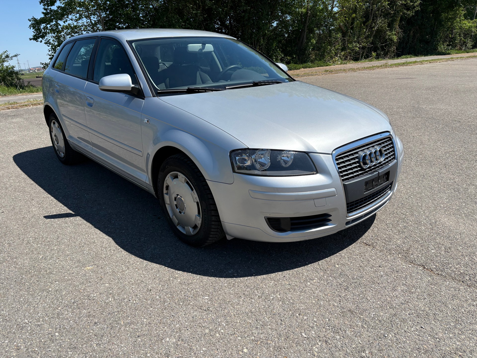 AUDI A3 2.0 TDI Attraction-image-2