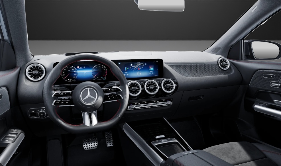 MERCEDES-BENZ GLA 200 7G-DCT-image-7
