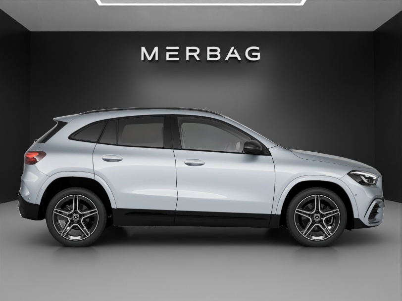 MERCEDES-BENZ GLA 200 7G-DCT-image-1
