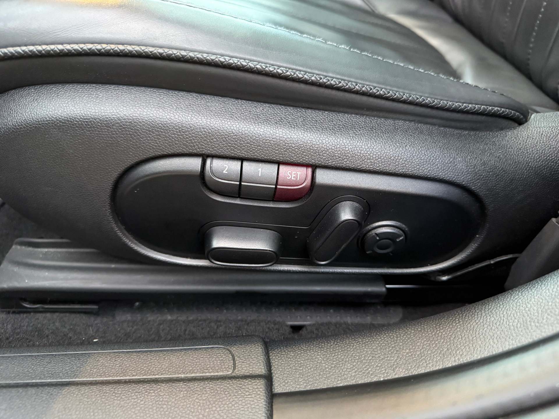 MINI CLUBMAN COOPER S ALL4 STEPTRONIC*FACELIFT (DIGITAL TACHO)*FRISCH AB SERVICE UND MFK*-image-14