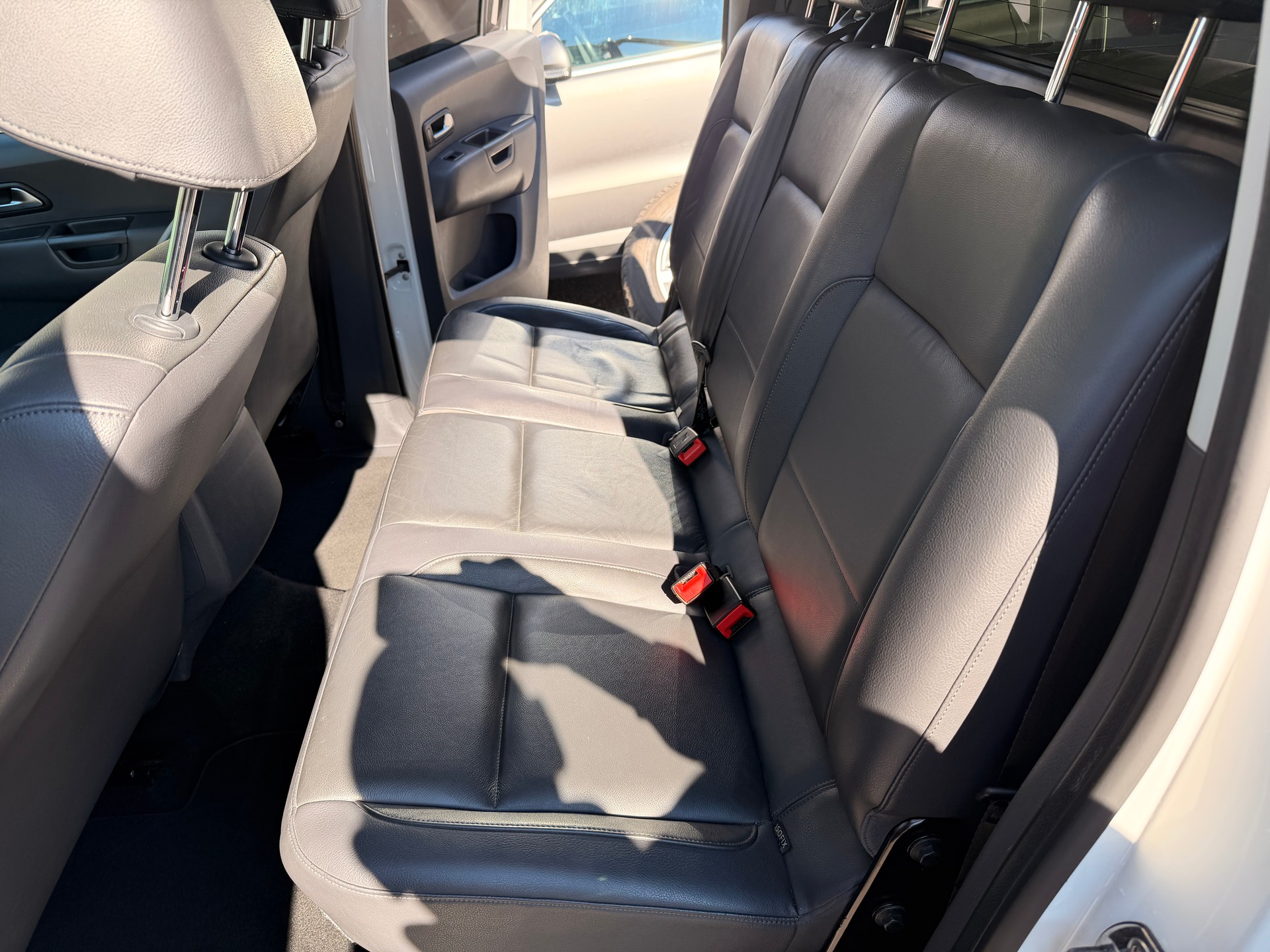 VW Amarok 2.0 BiTDI Highline 4Motion permanent A-image-5
