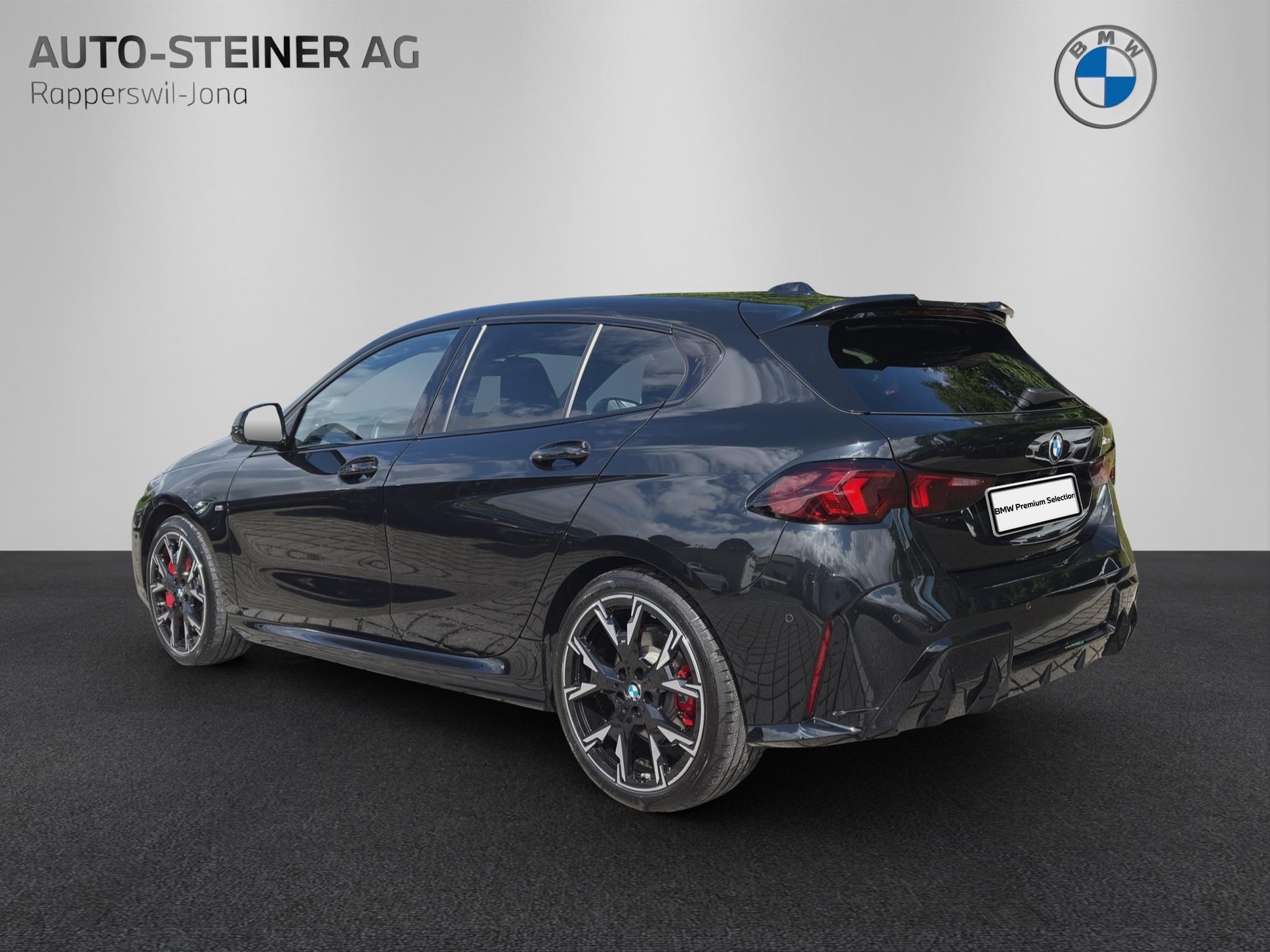 BMW 123 xDrive M Sport Pro Steptronic-image-2