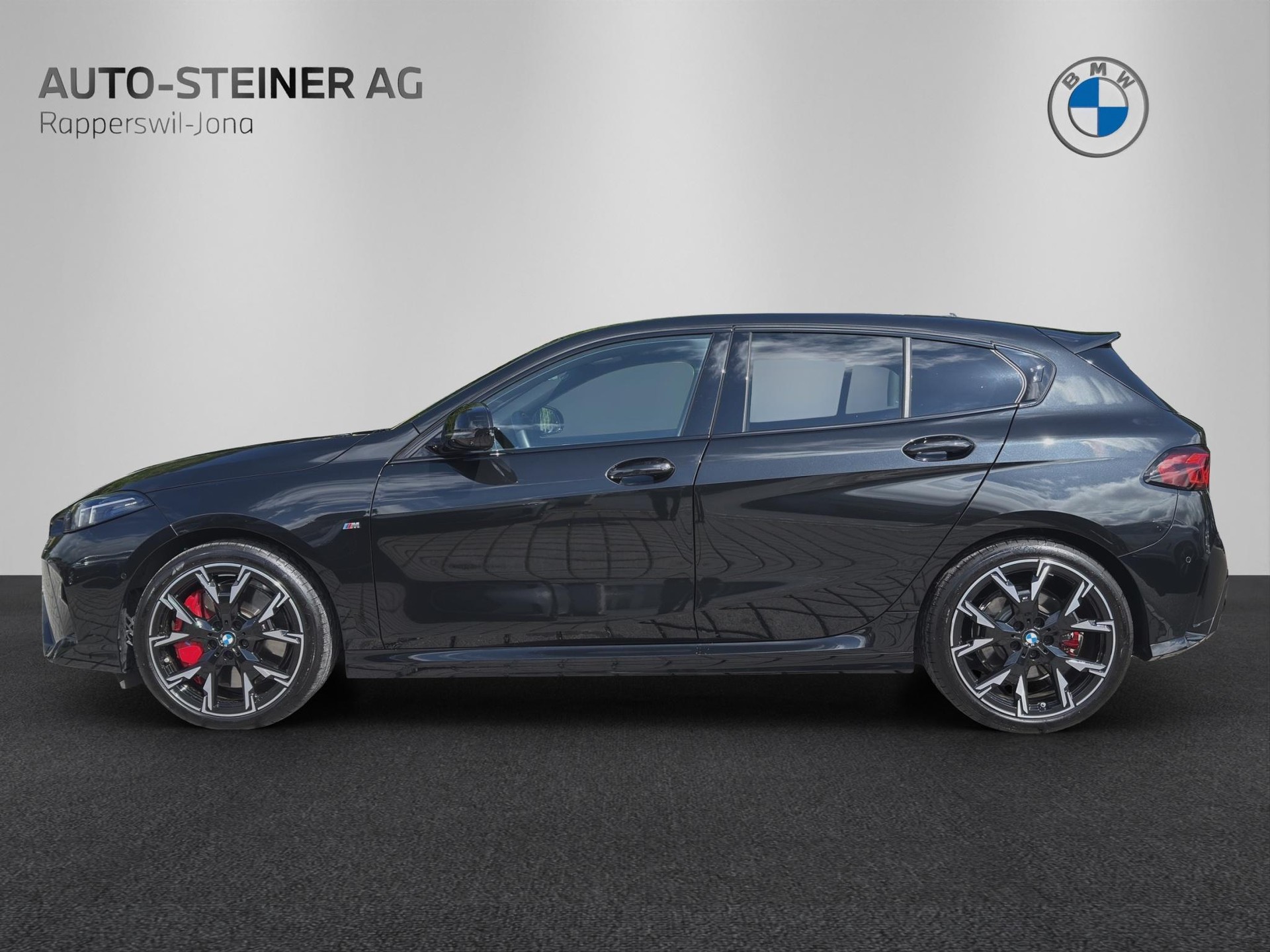 BMW 123 xDrive M Sport Pro Steptronic-image-1