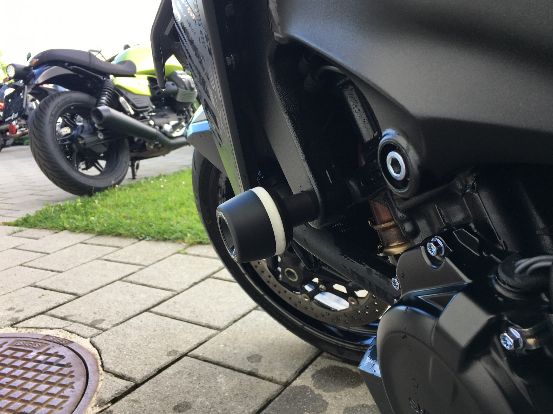 SUZUKI GSX-S 950-showroom-element-3
