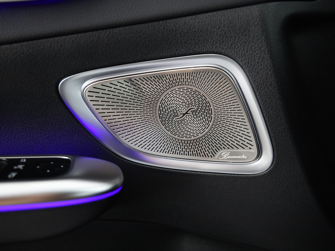 MERCEDES-BENZ C 300 T 4 Matic-image-12
