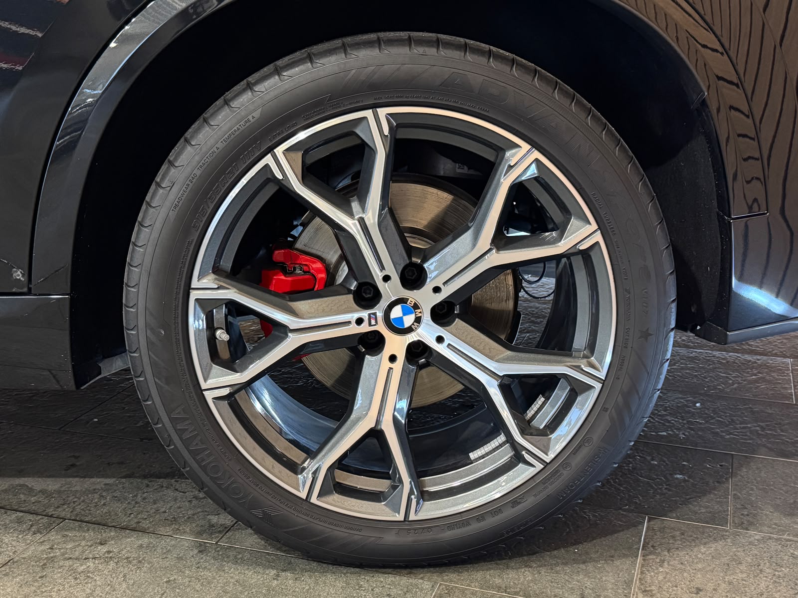 BMW X5 xDrive 48V 30d M Sport Pro Steptronic-image-11