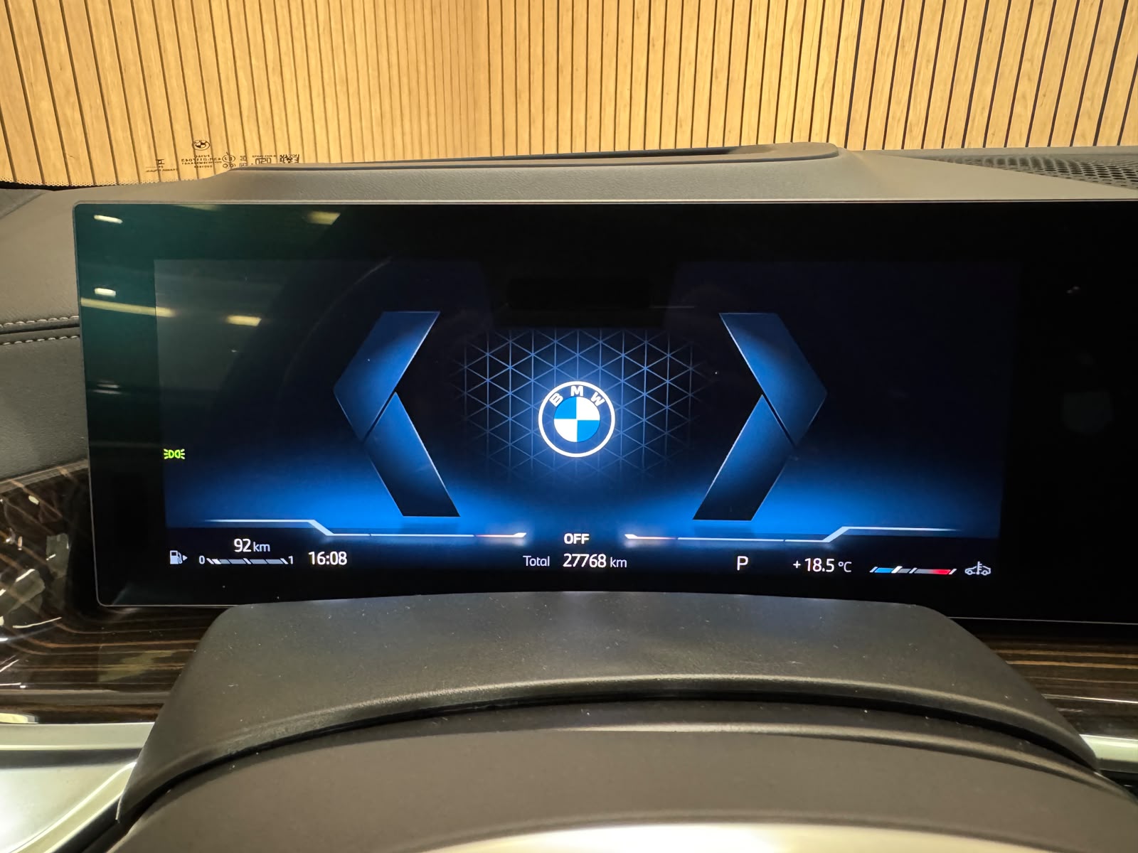 BMW X5 xDrive 48V 30d M Sport Pro Steptronic-image-26