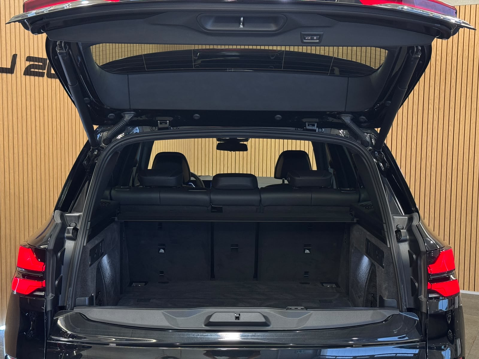 BMW X5 xDrive 48V 30d M Sport Pro Steptronic-image-7