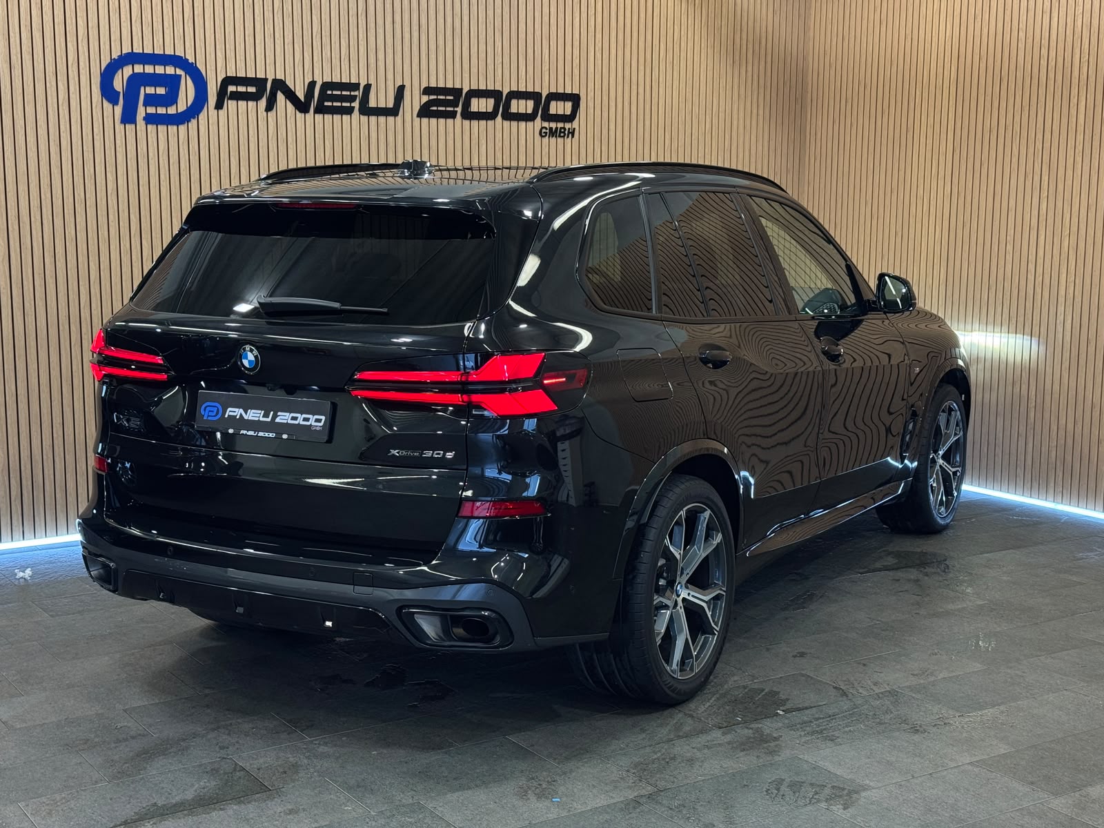 BMW X5 xDrive 48V 30d M Sport Pro Steptronic-image-5