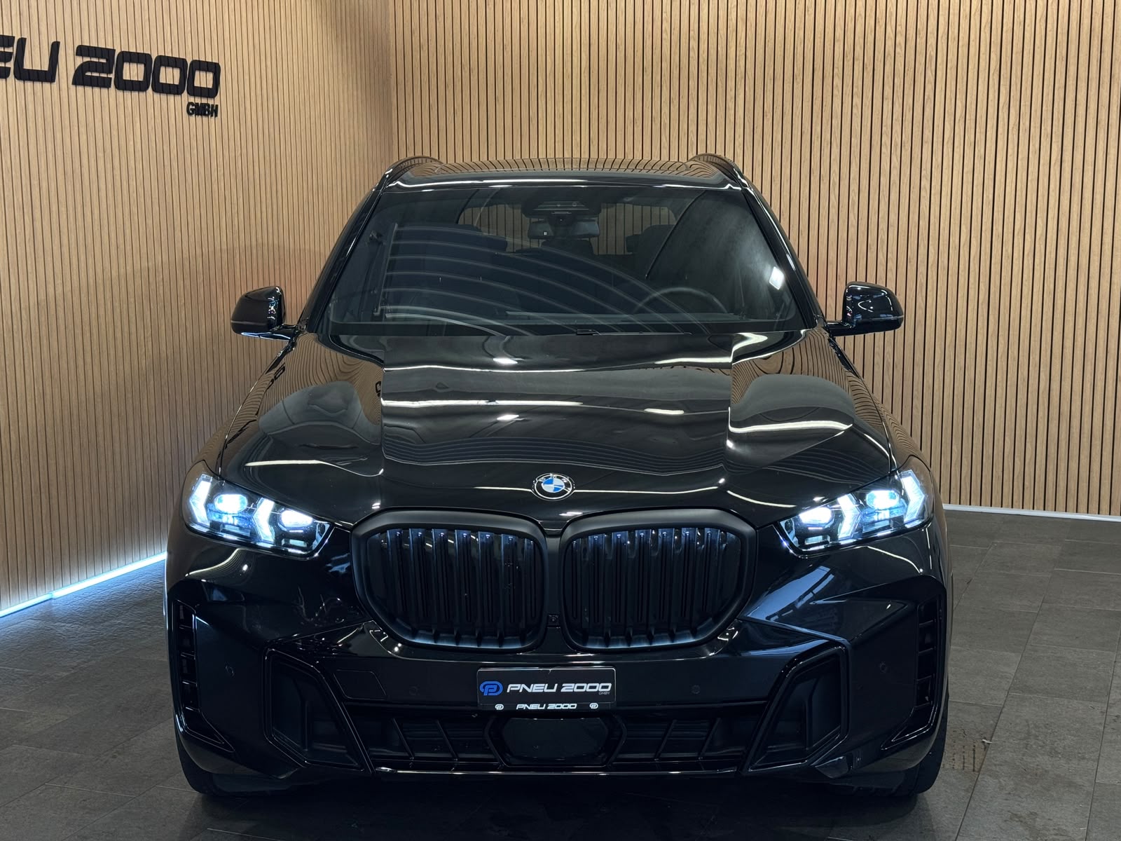 BMW X5 xDrive 48V 30d M Sport Pro Steptronic-image-1