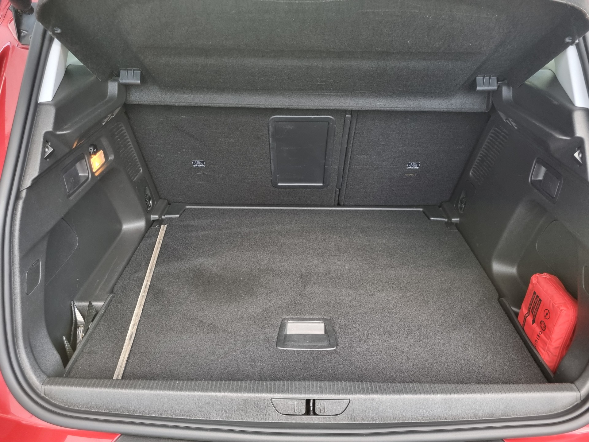 OPEL Grandland X 1.6 TP Ultimate Automatik-image-7