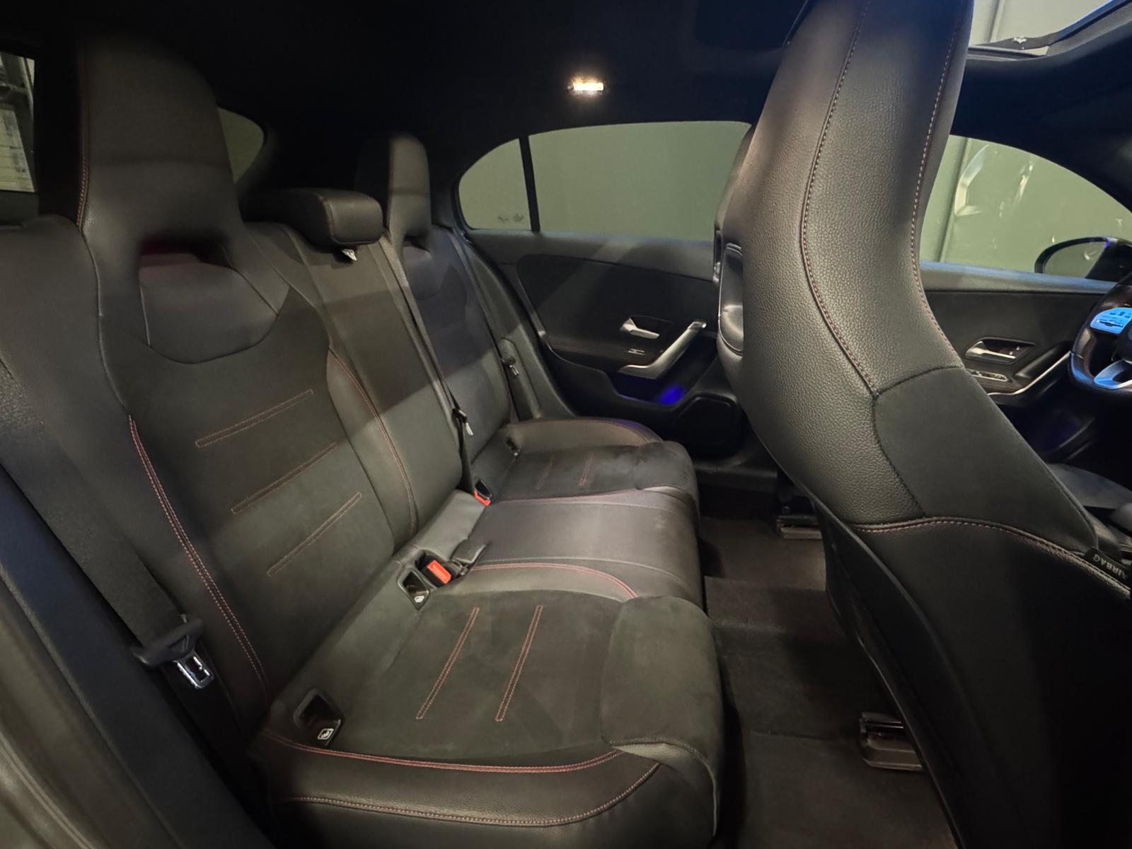 MERCEDES-BENZ A 200 AMG LINE 7G-DCT-image-11