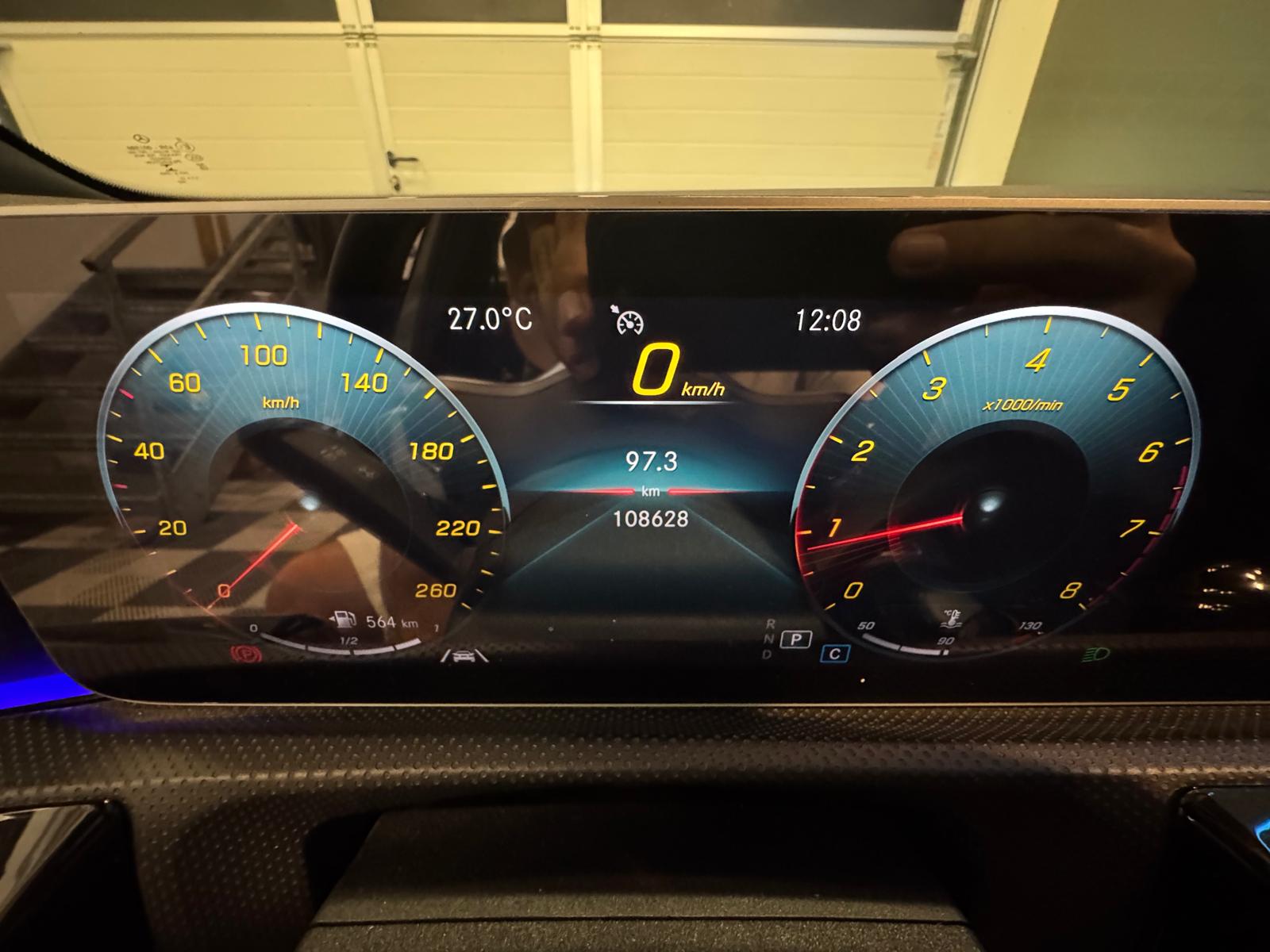 MERCEDES-BENZ A 200 AMG LINE 7G-DCT-image-19