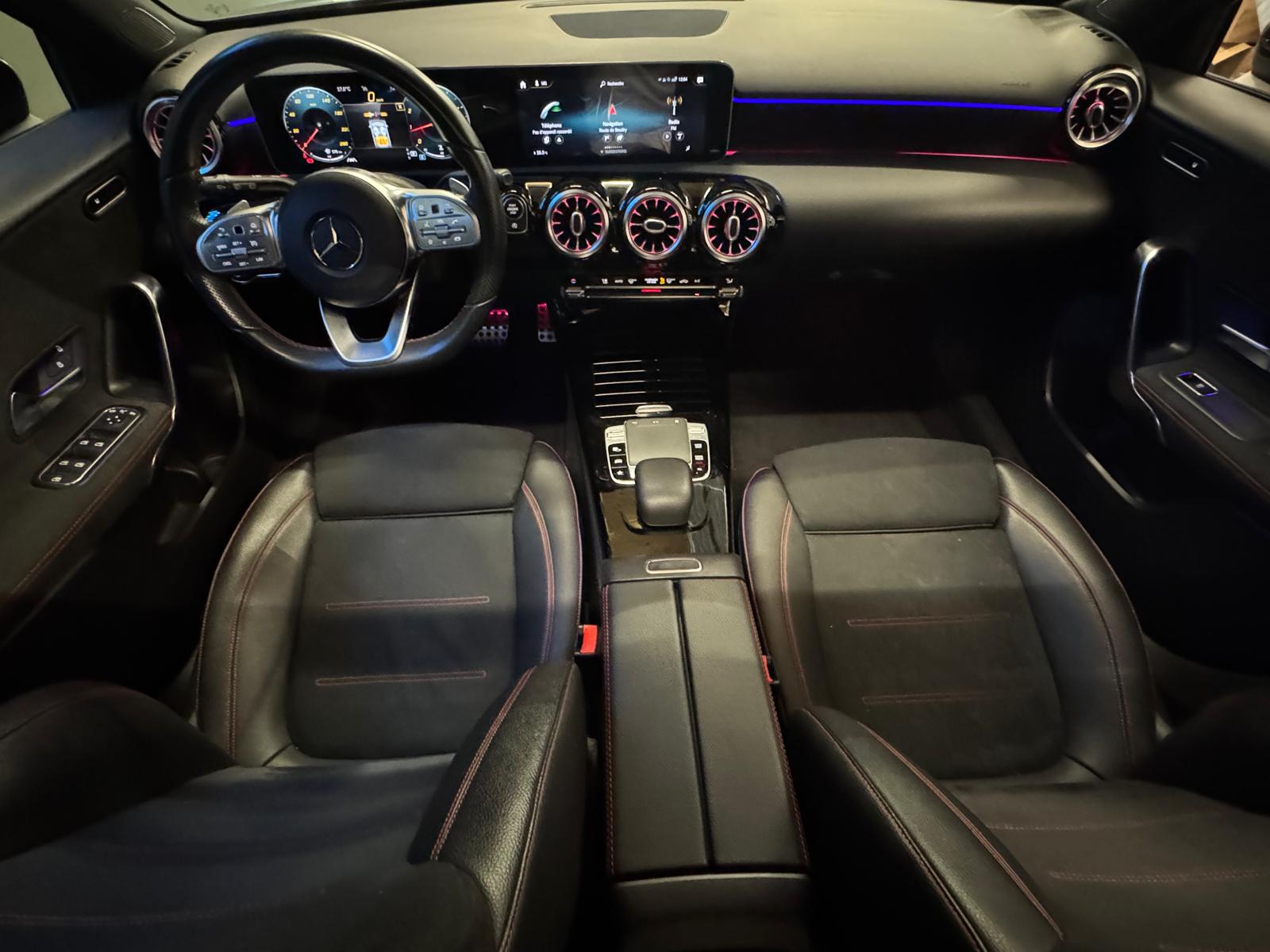 MERCEDES-BENZ A 200 AMG LINE 7G-DCT-image-13