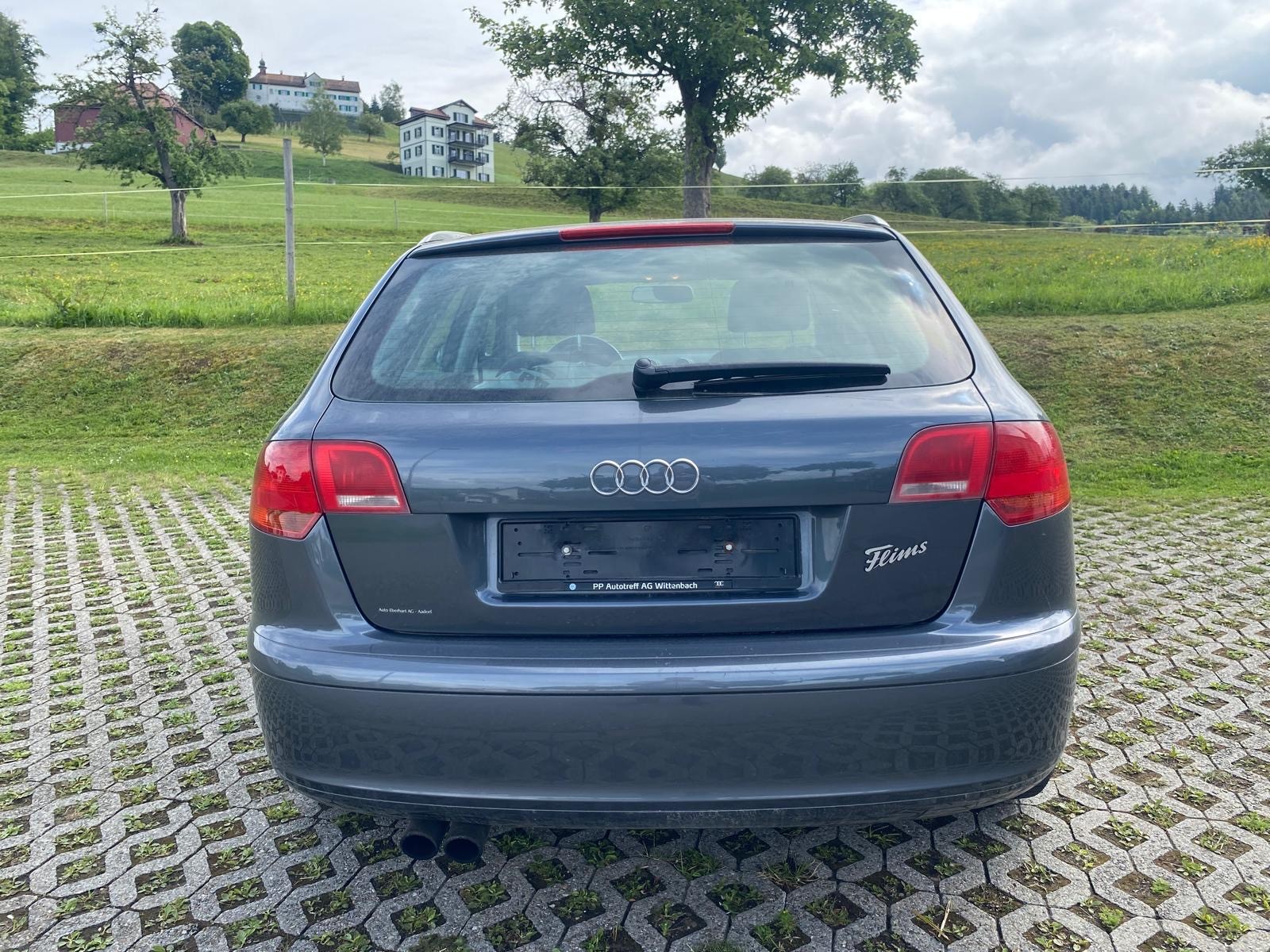 AUDI A3 Sportback 2.0 Turbo FSI Ambiente quattro-image-5