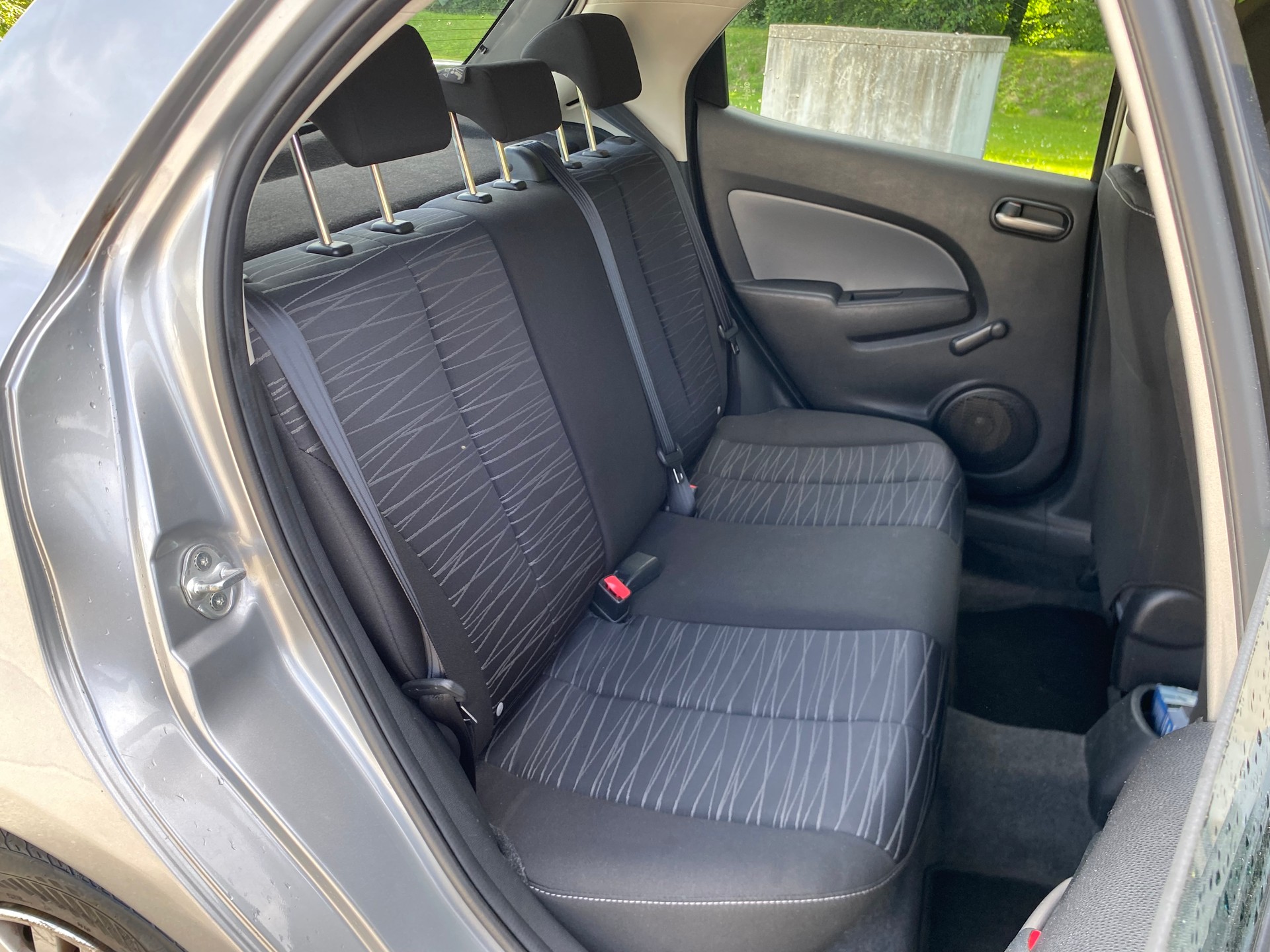 MAZDA 2 1.3i 16V Exclusive*Klimaanlage*B04*-image-15
