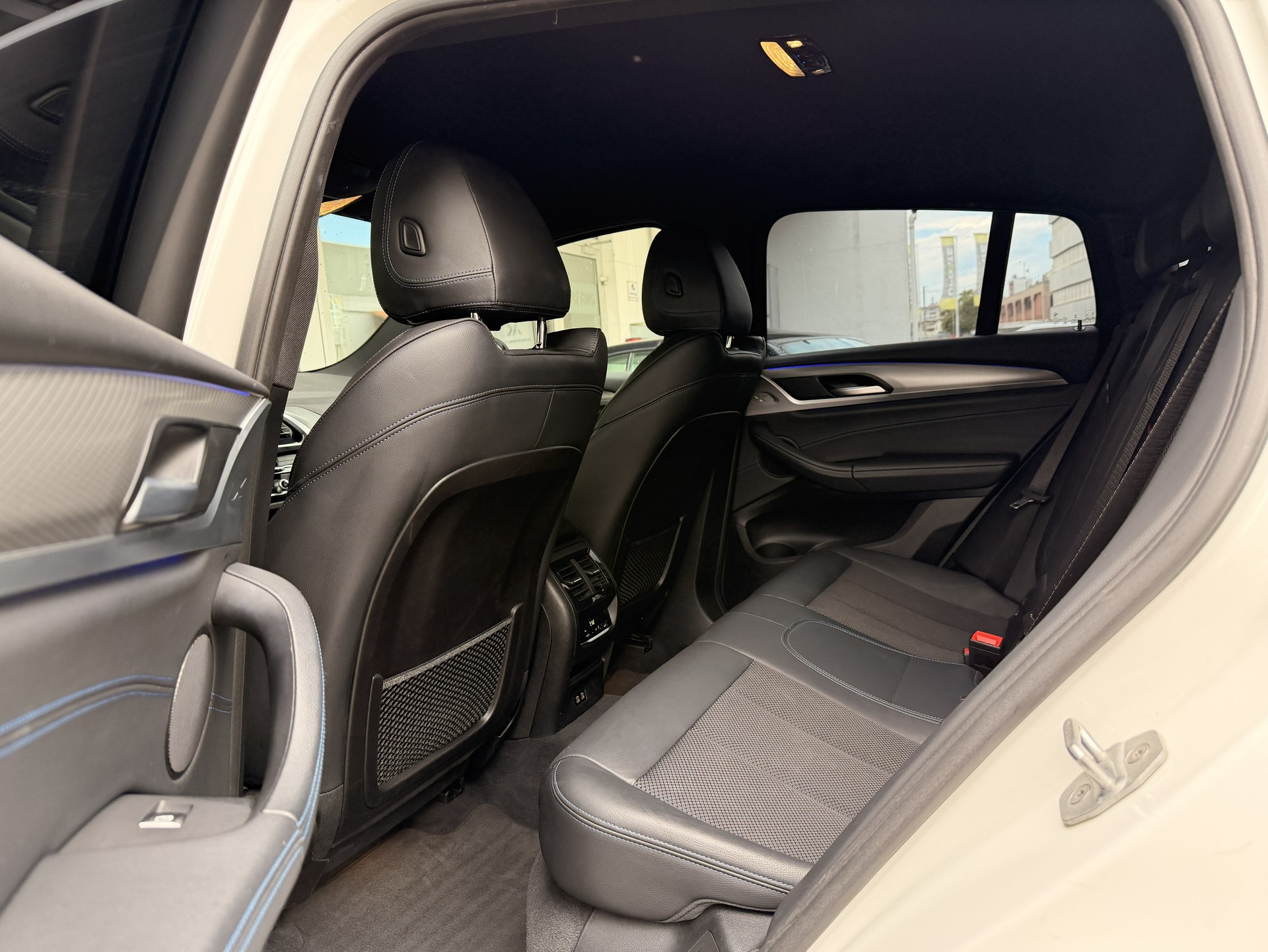BMW X4 xDrive 20d M Sport Steptronic-image-4