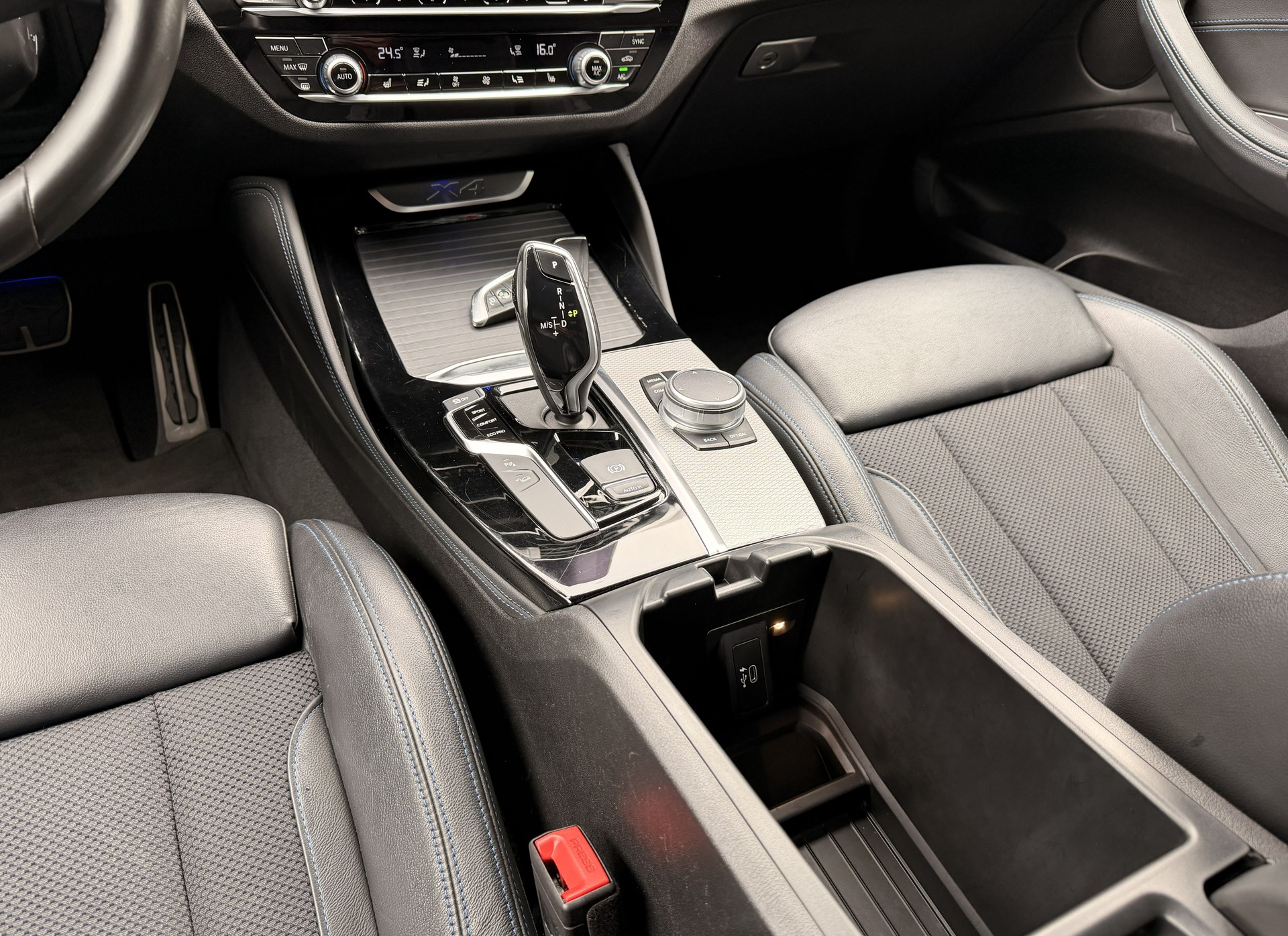 BMW X4 xDrive 20d M Sport Steptronic-image-14