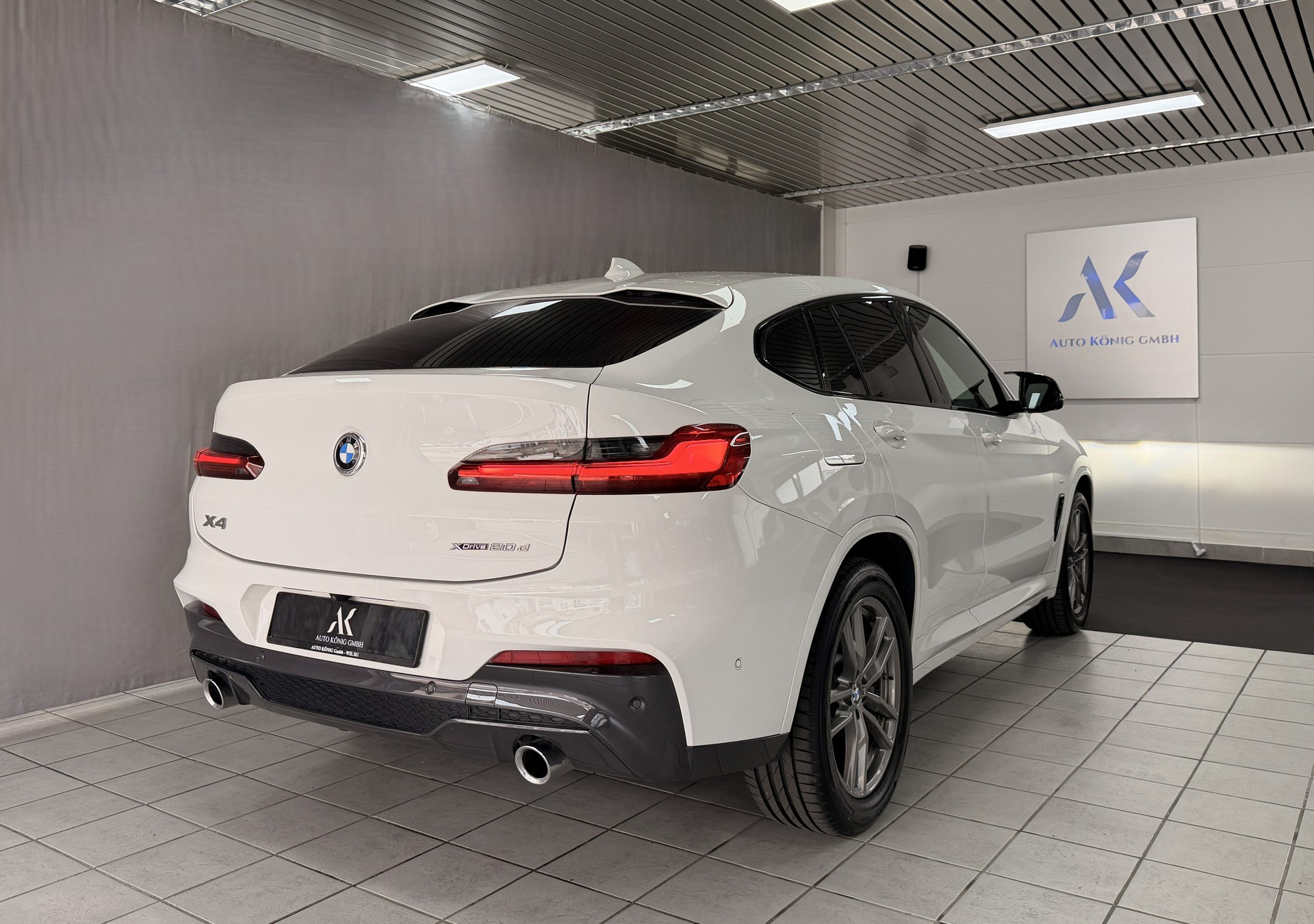 BMW X4 xDrive 20d M Sport Steptronic-image-2