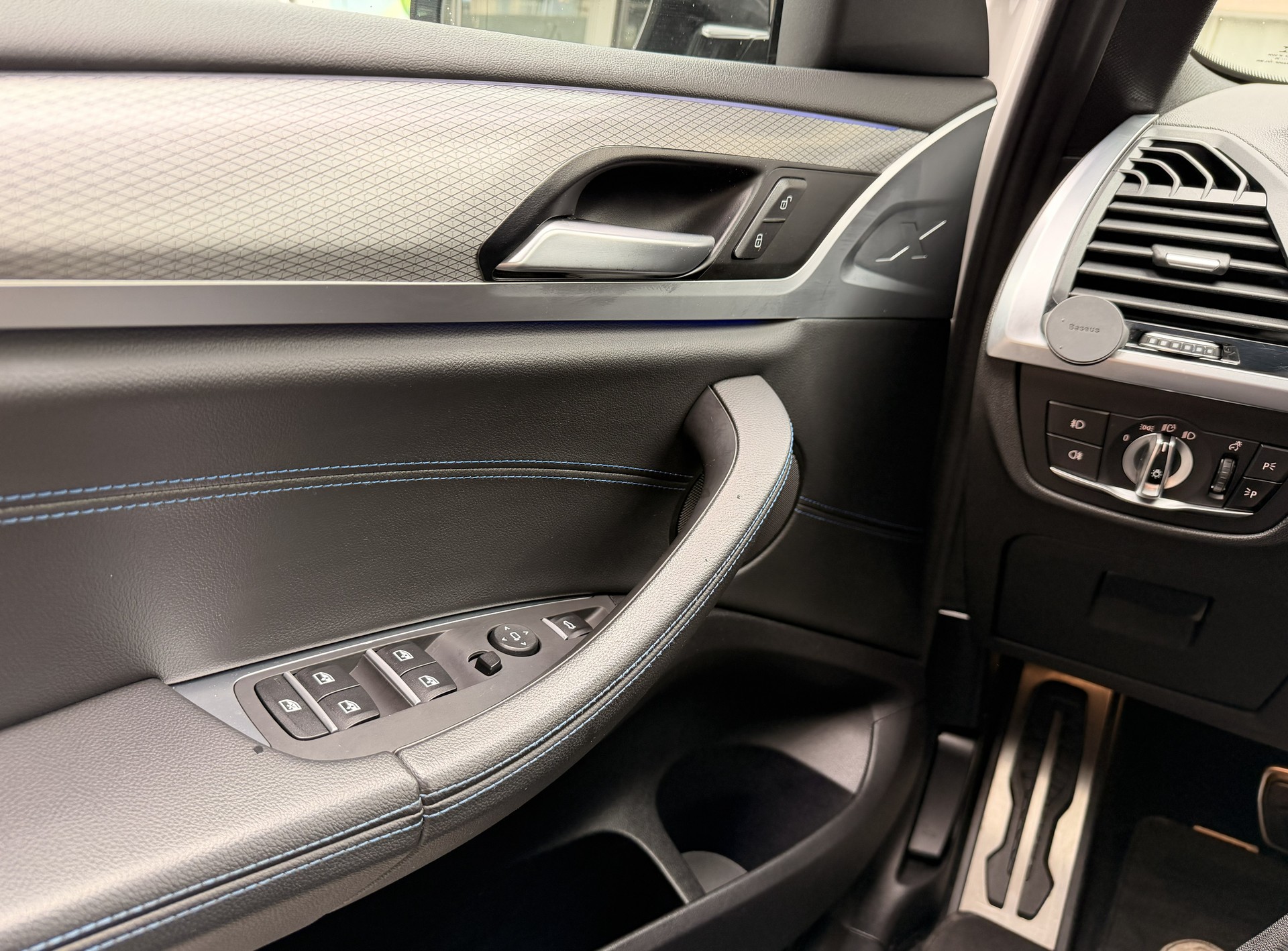 BMW X4 xDrive 20d M Sport Steptronic-image-6