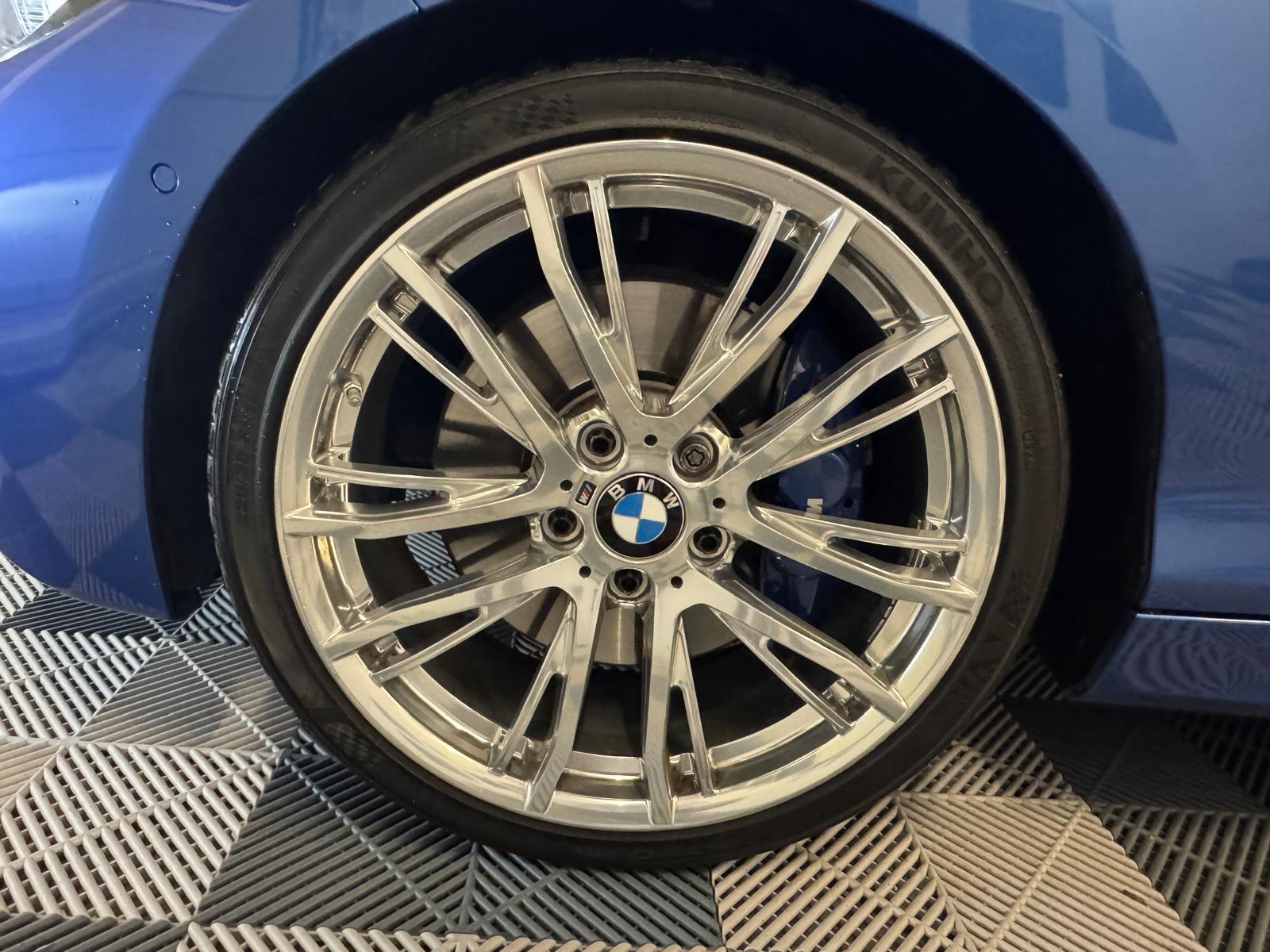 BMW M140i xDrive Steptronic-image-30