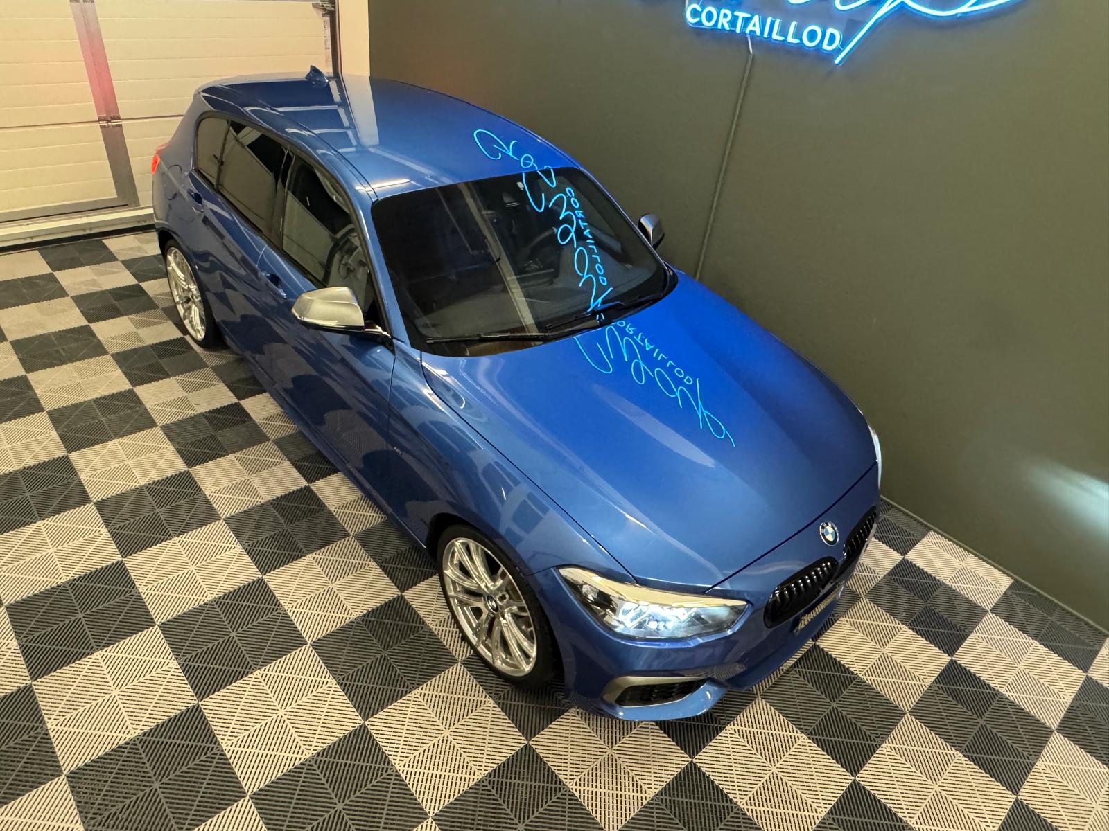BMW M140i xDrive Steptronic-image-6