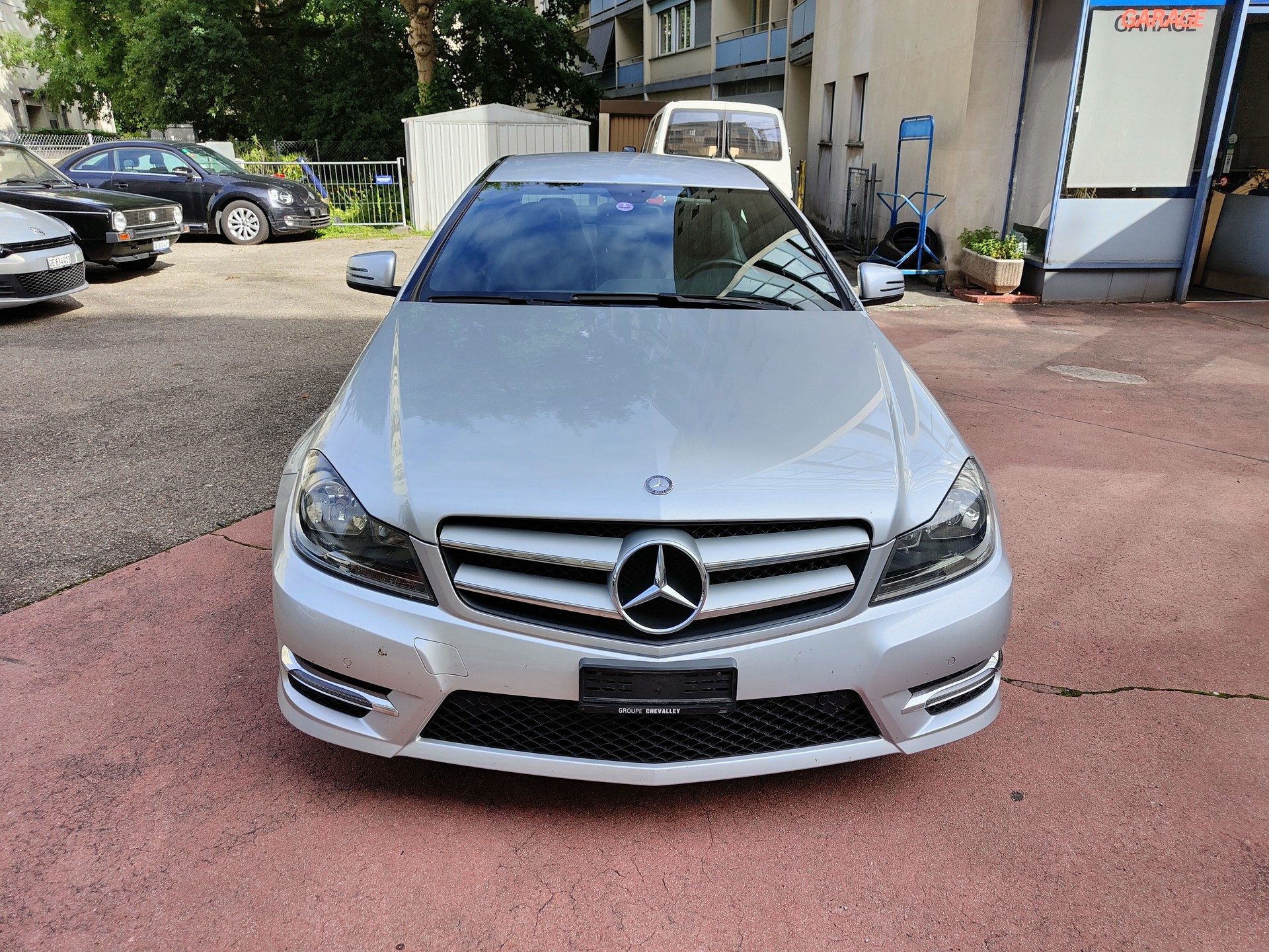 MERCEDES-BENZ C 180 Coupé 7G-Tronic-image-5