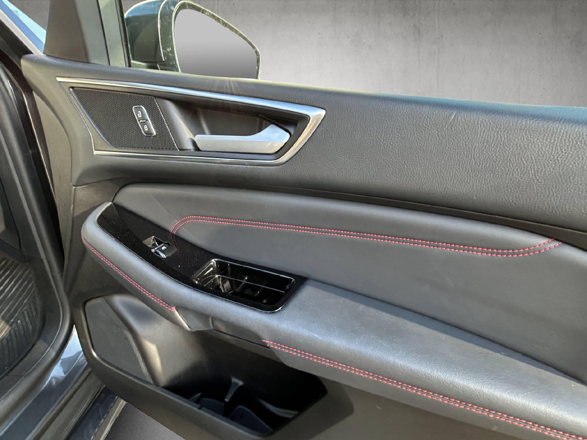 FORD S-Max 2.5 Hybrid ST-Line 7P-image-18