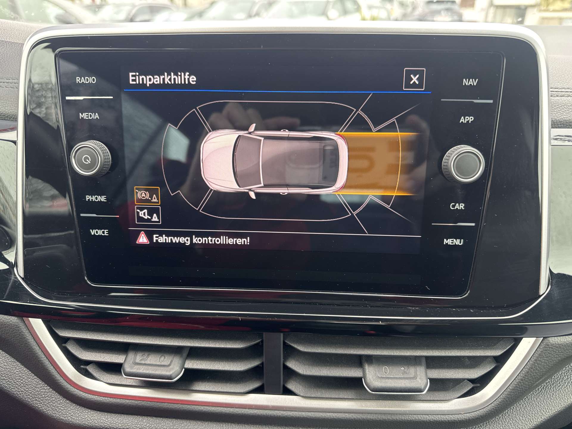 VW T-Roc Cabriolet 1.5 TSi EVO R-Line DSG-Automat-image-9
