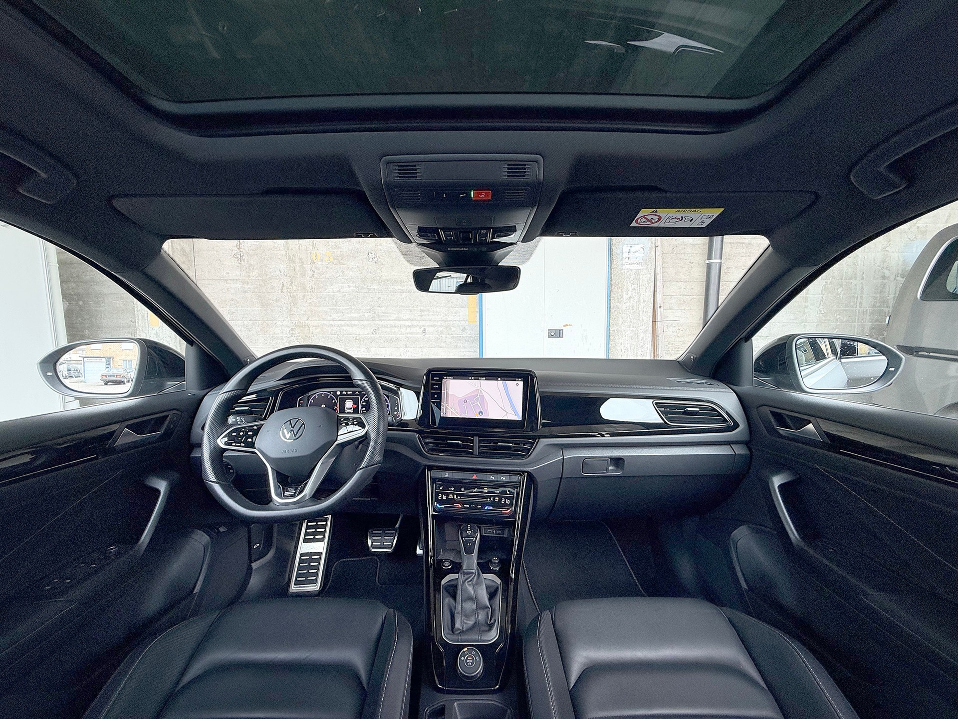 VW T-Roc 2.0 TSI R-Line DSG 4Motion-image-7