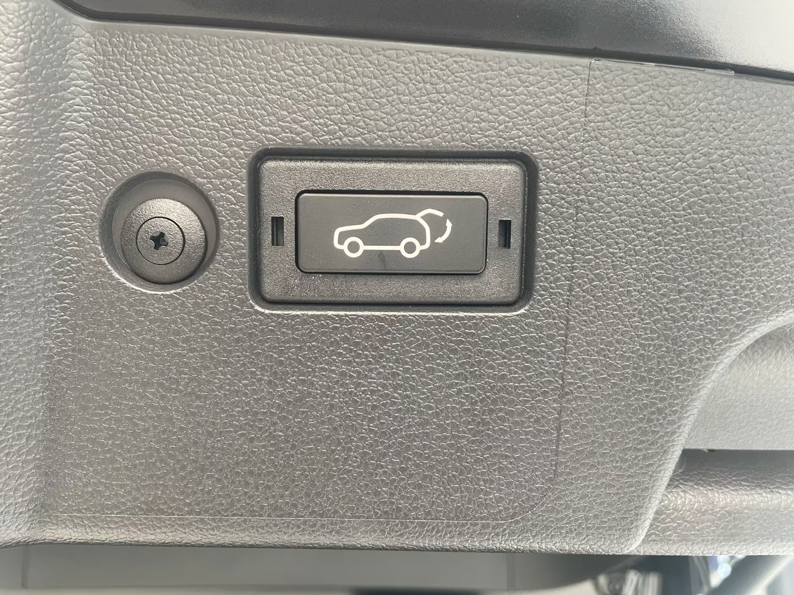 KGM-SsangYong Torres EVX 80 kWh LUX / Platium-image-12