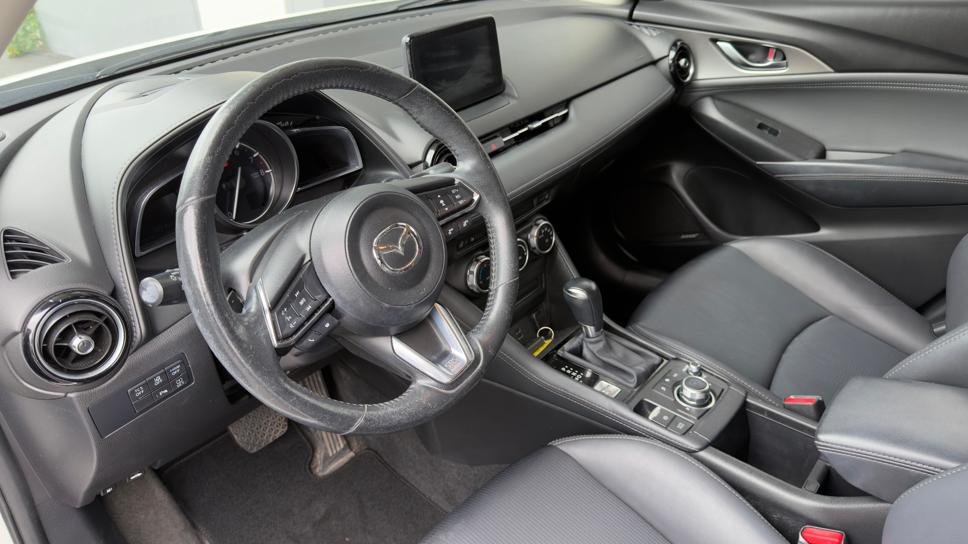 MAZDA CX-3 2.0 Revolution AWD-image-13