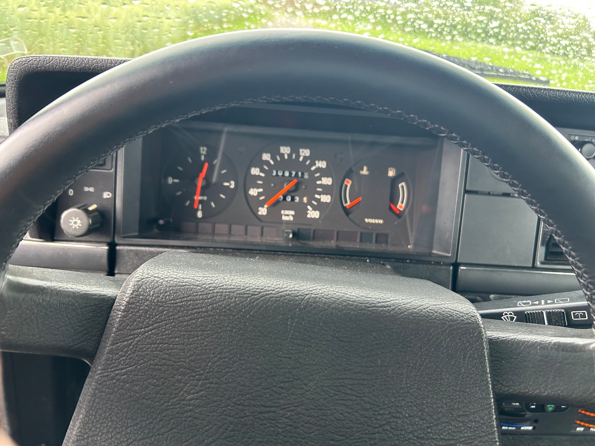 VOLVO 240 2.3 Superclassic-image-9