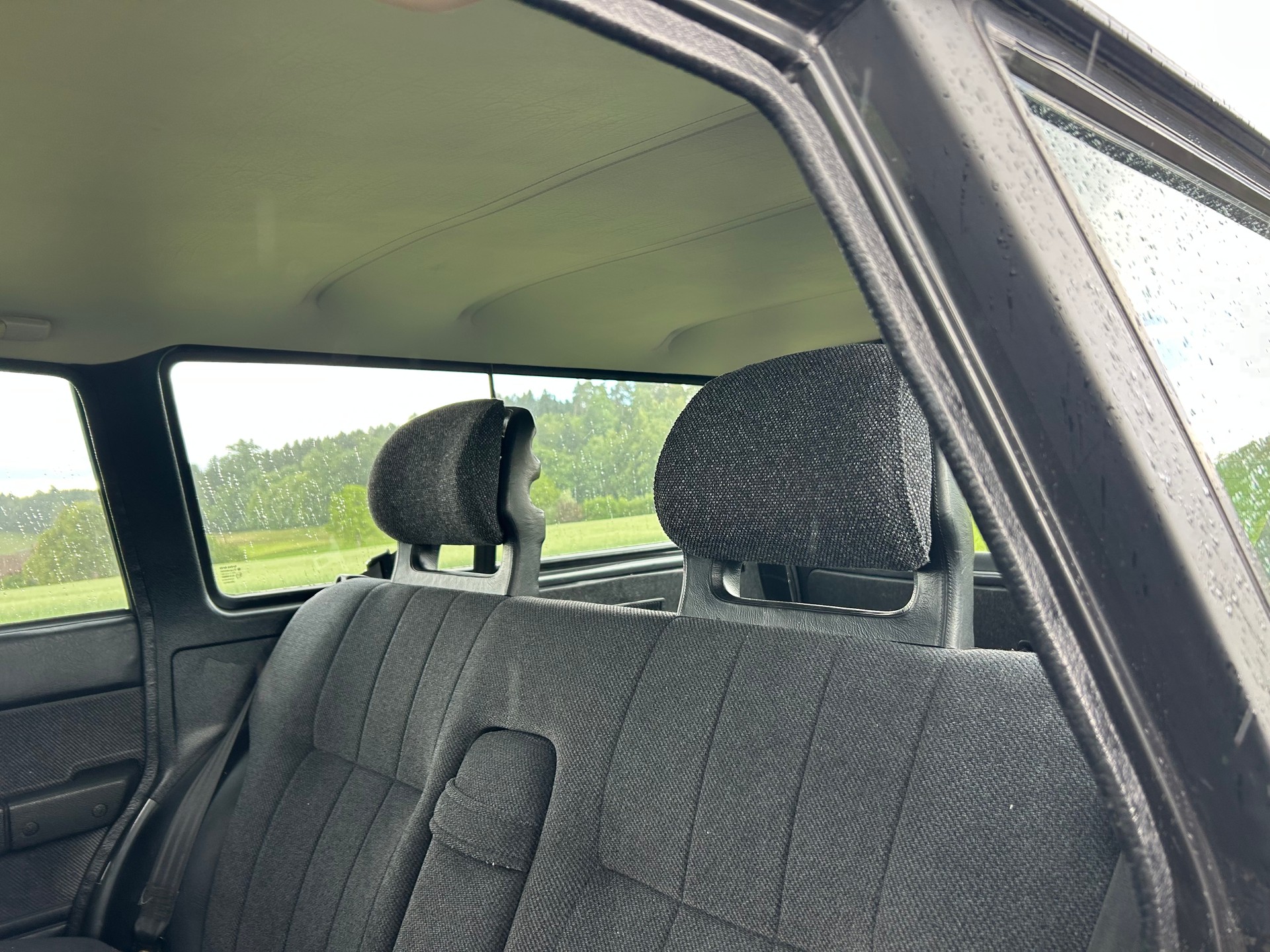 VOLVO 240 2.3 Superclassic-image-10