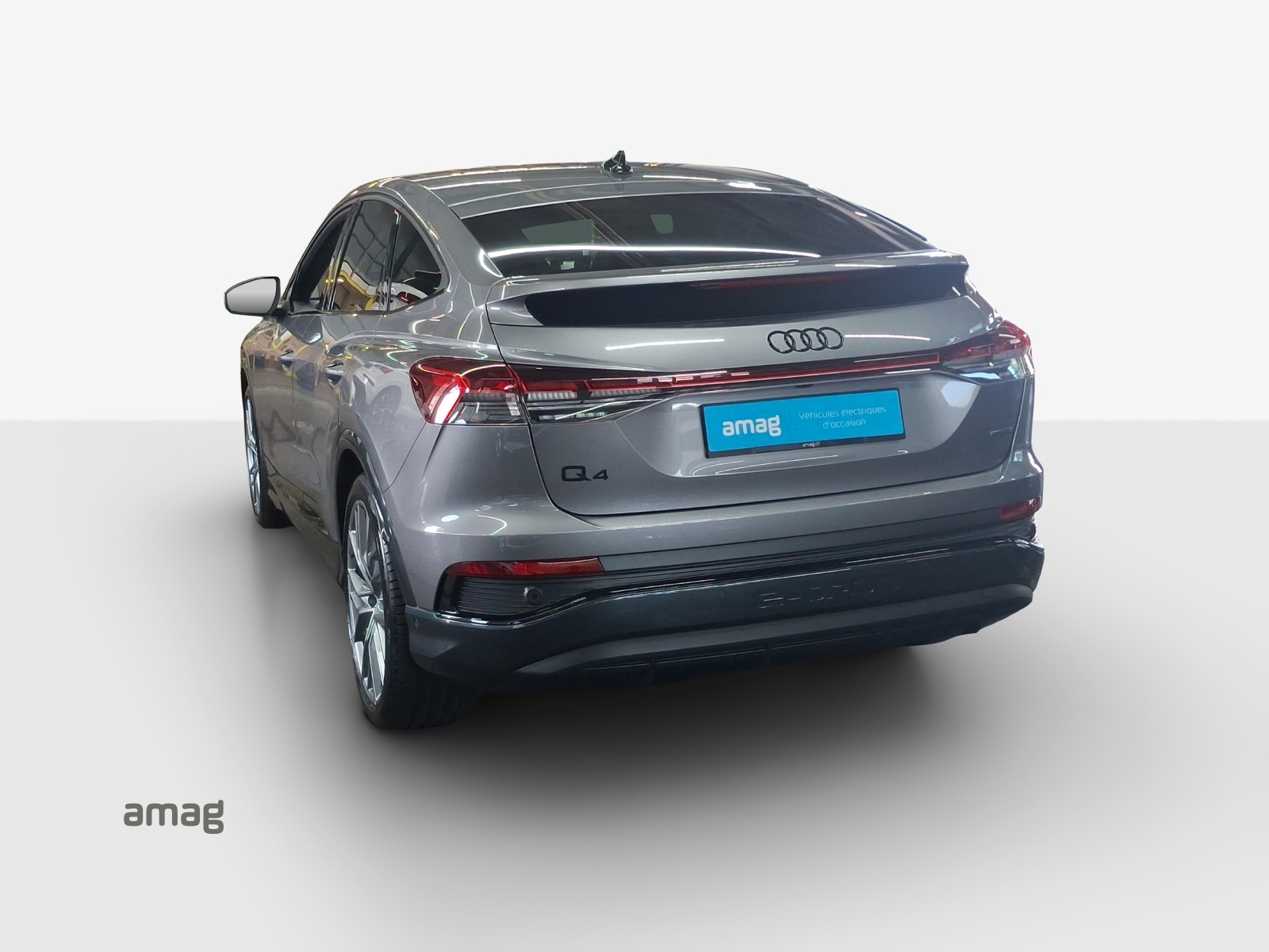 AUDI Q4 Sportback e-tron 50 quattro-image-3