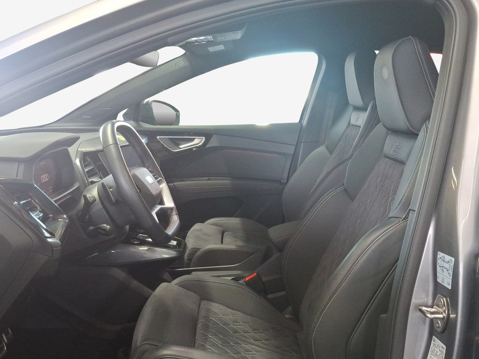 AUDI Q4 Sportback e-tron 50 quattro-image-8