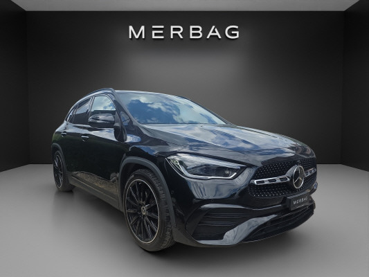 MERCEDES-BENZ GLA 250 AMG Line 4Matic-image-0