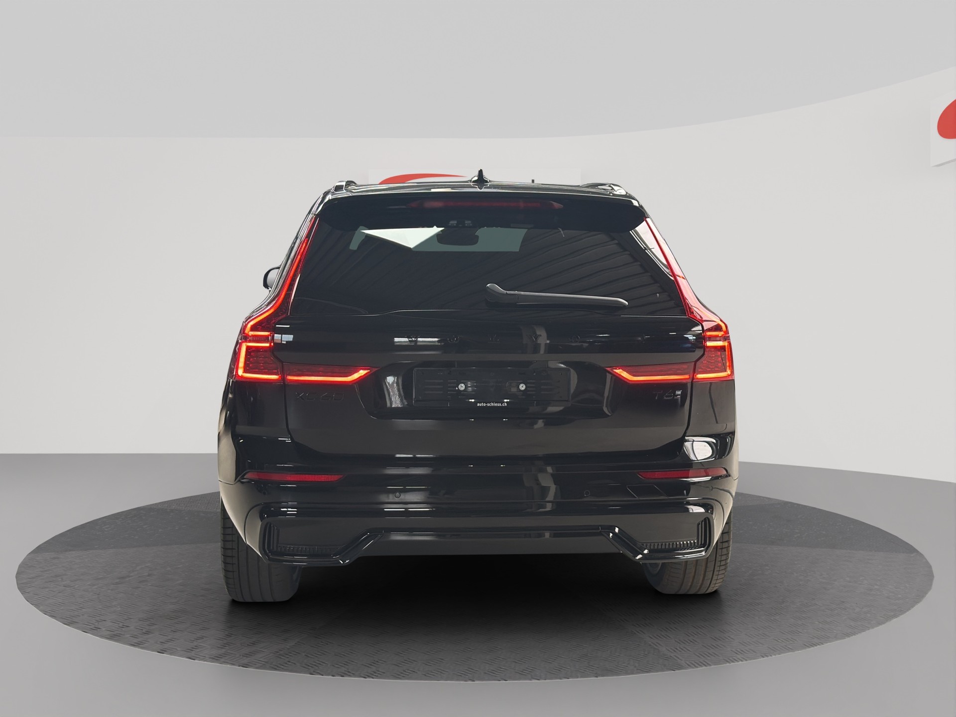 VOLVO XC60 T6 eAWD PluginHybrid Black Edition Plus Geartronic Facelift-image-3