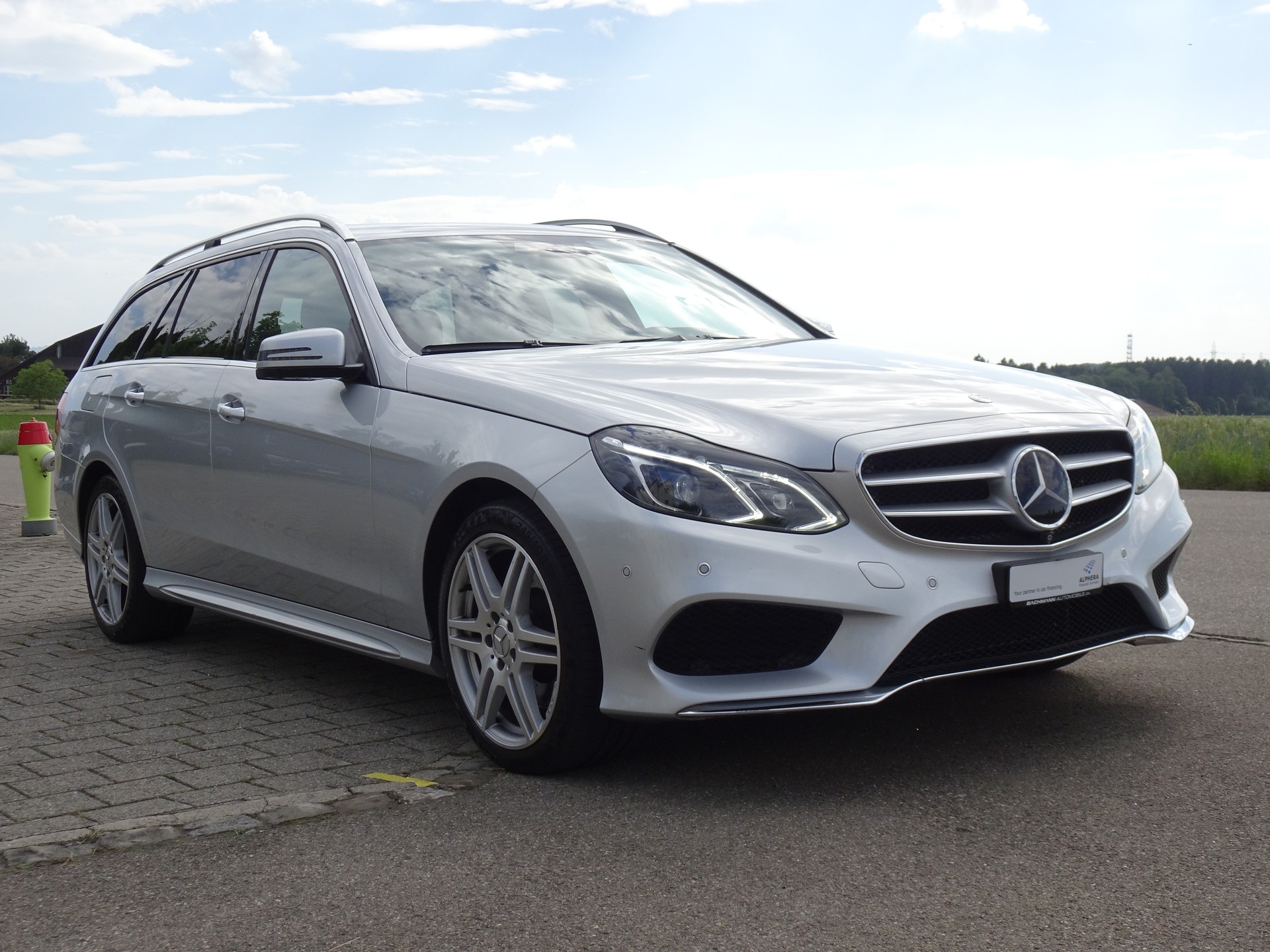 MERCEDES-BENZ E 400 Avantgarde 4Matic 7G-Tronic-image-5