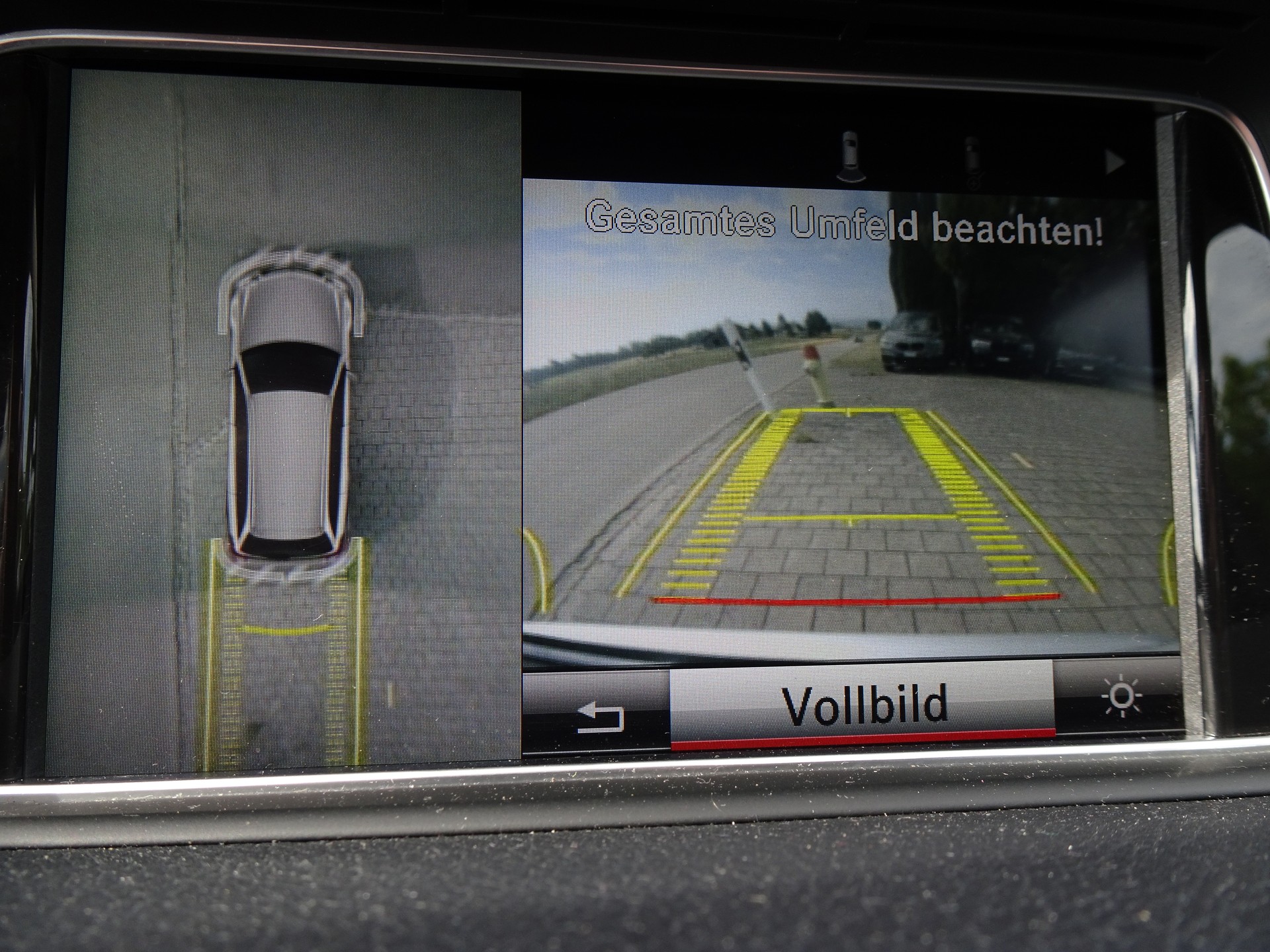 MERCEDES-BENZ E 400 Avantgarde 4Matic 7G-Tronic-image-11