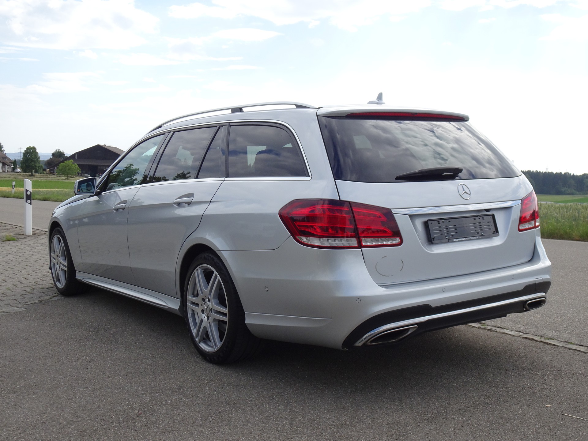 MERCEDES-BENZ E 400 Avantgarde 4Matic 7G-Tronic-image-2