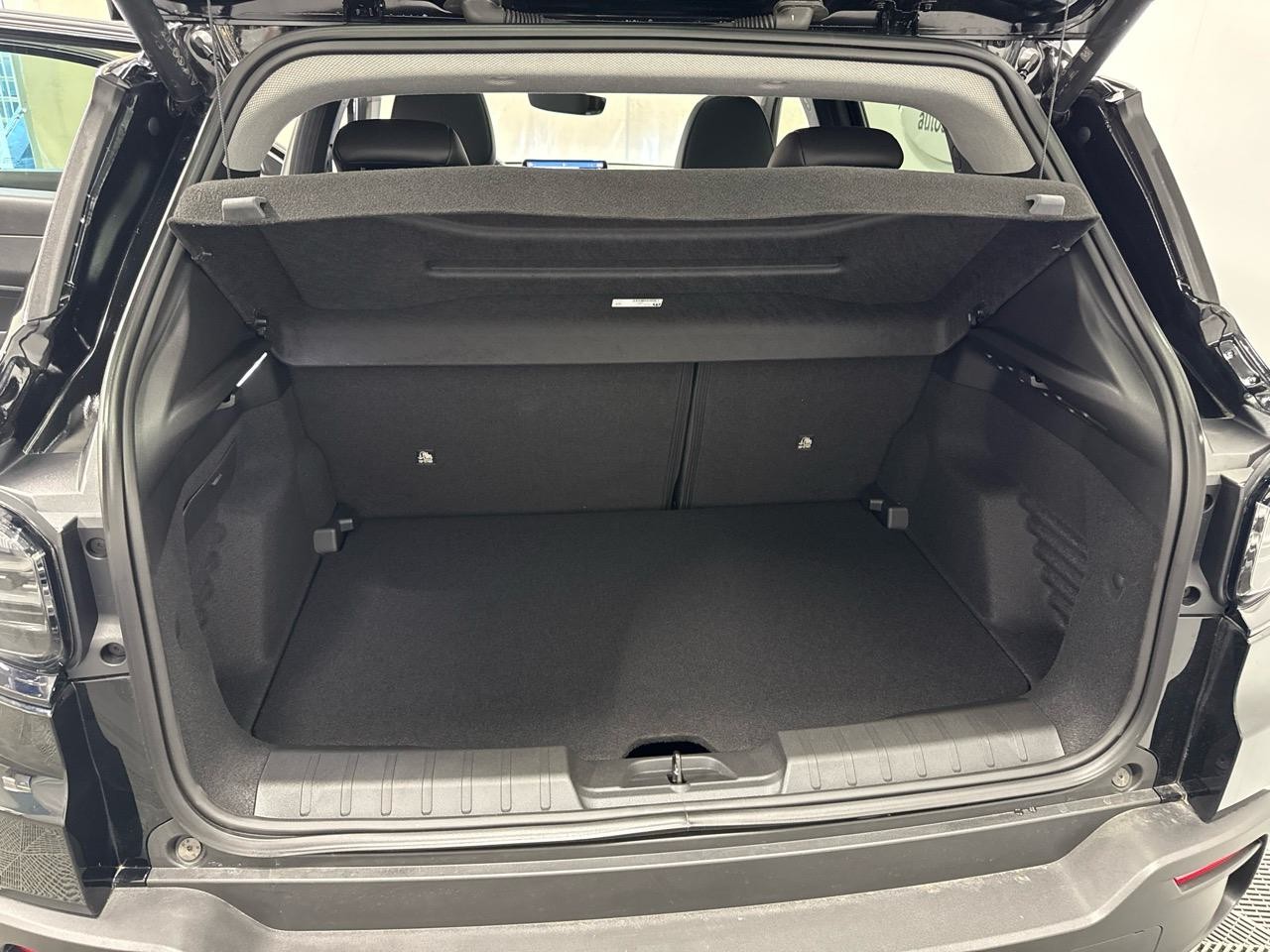 JEEP Avenger 1.2 Turbo MHEV Summit Sky-image-13