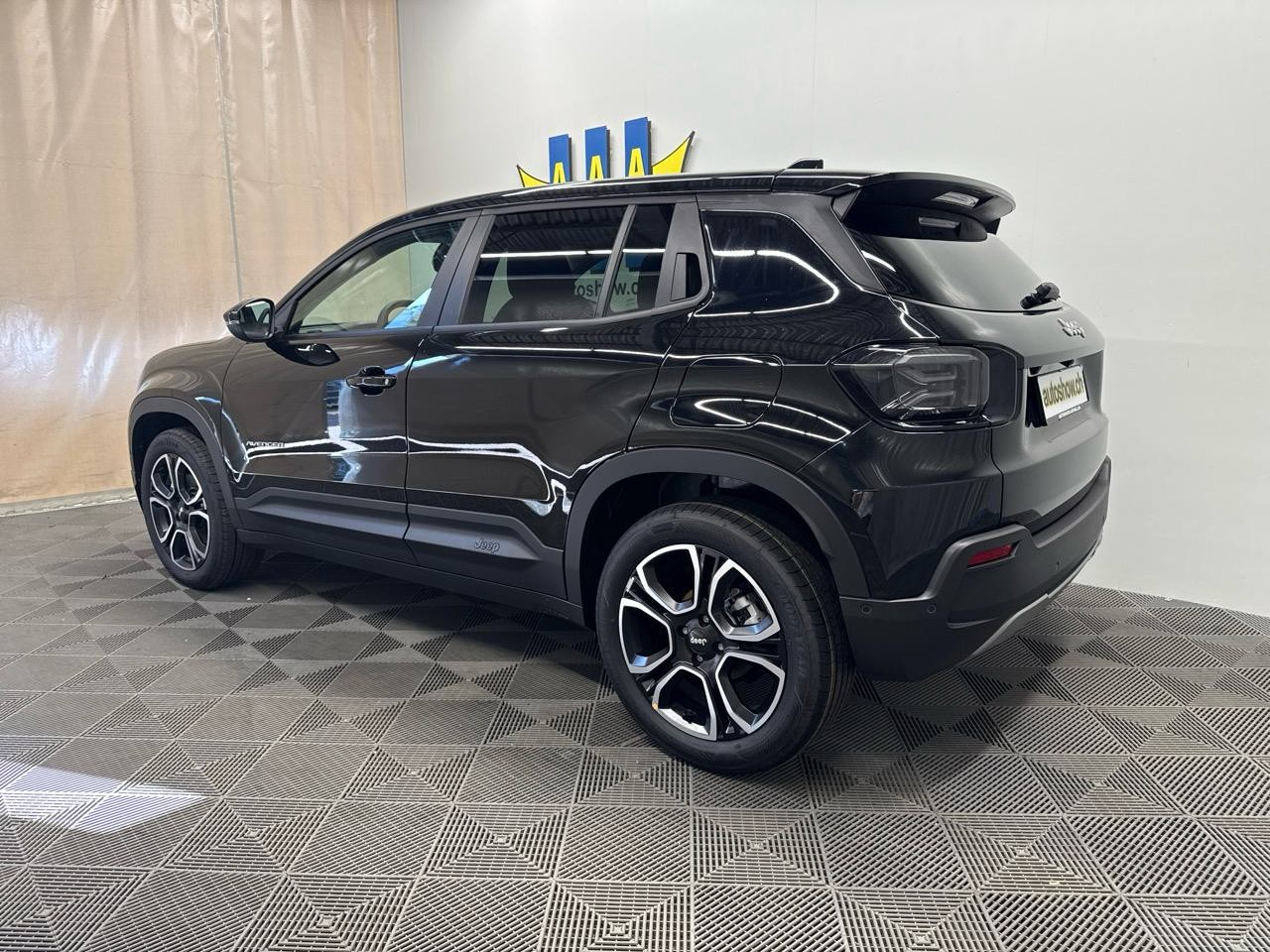 JEEP Avenger 1.2 Turbo MHEV Summit Sky-image-1