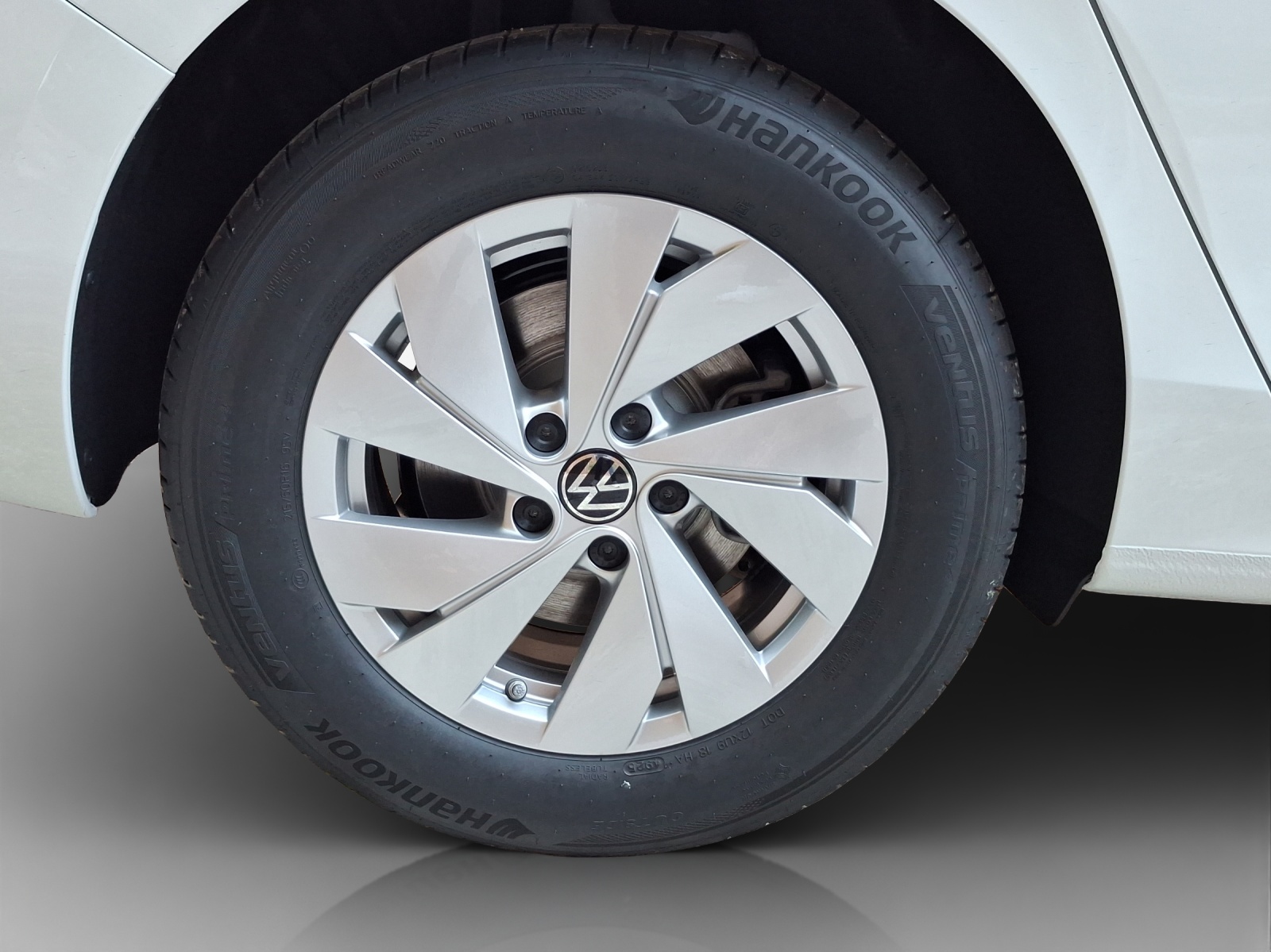 VW Passat Variant 2.0 TDI evo Basis DSG-image-13