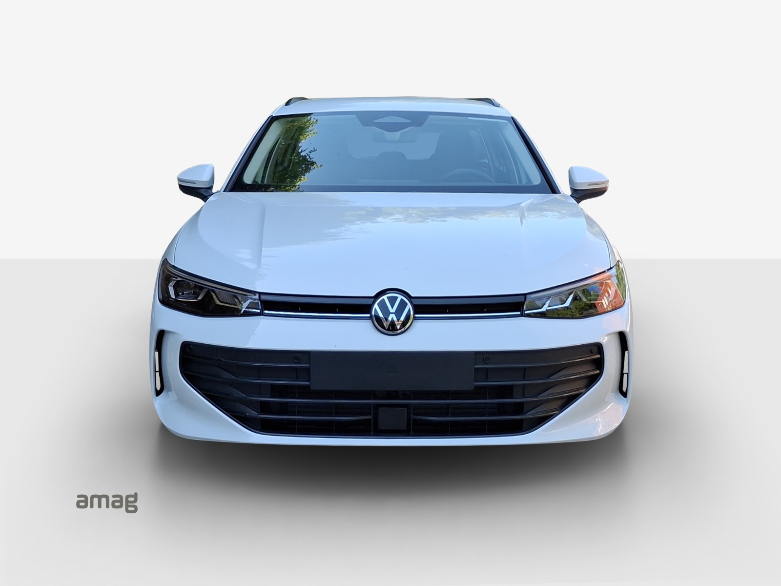 VW Passat Variant 2.0 TDI evo Basis DSG-image-6