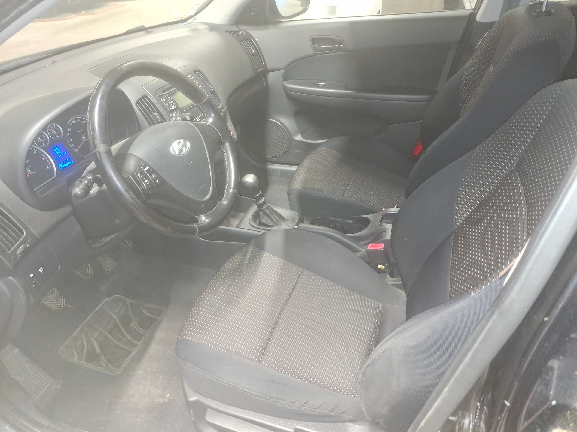HYUNDAI i30 Wagon 1.6 Comfort-image-5