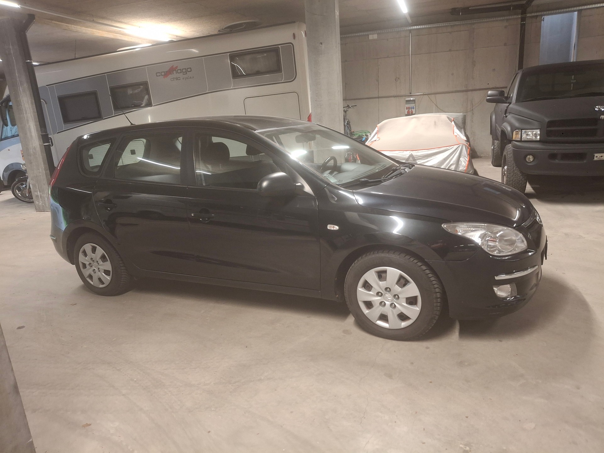 HYUNDAI i30 Wagon 1.6 Comfort-image-1