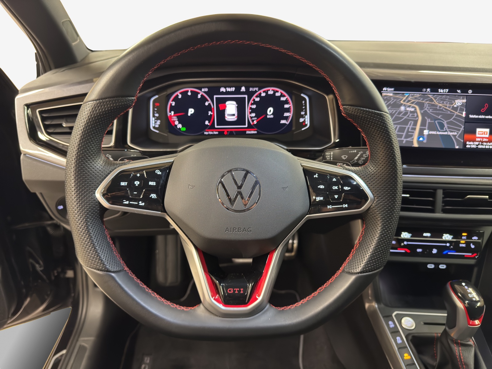 VW Polo 2.0 TSI GTI DSG-image-9