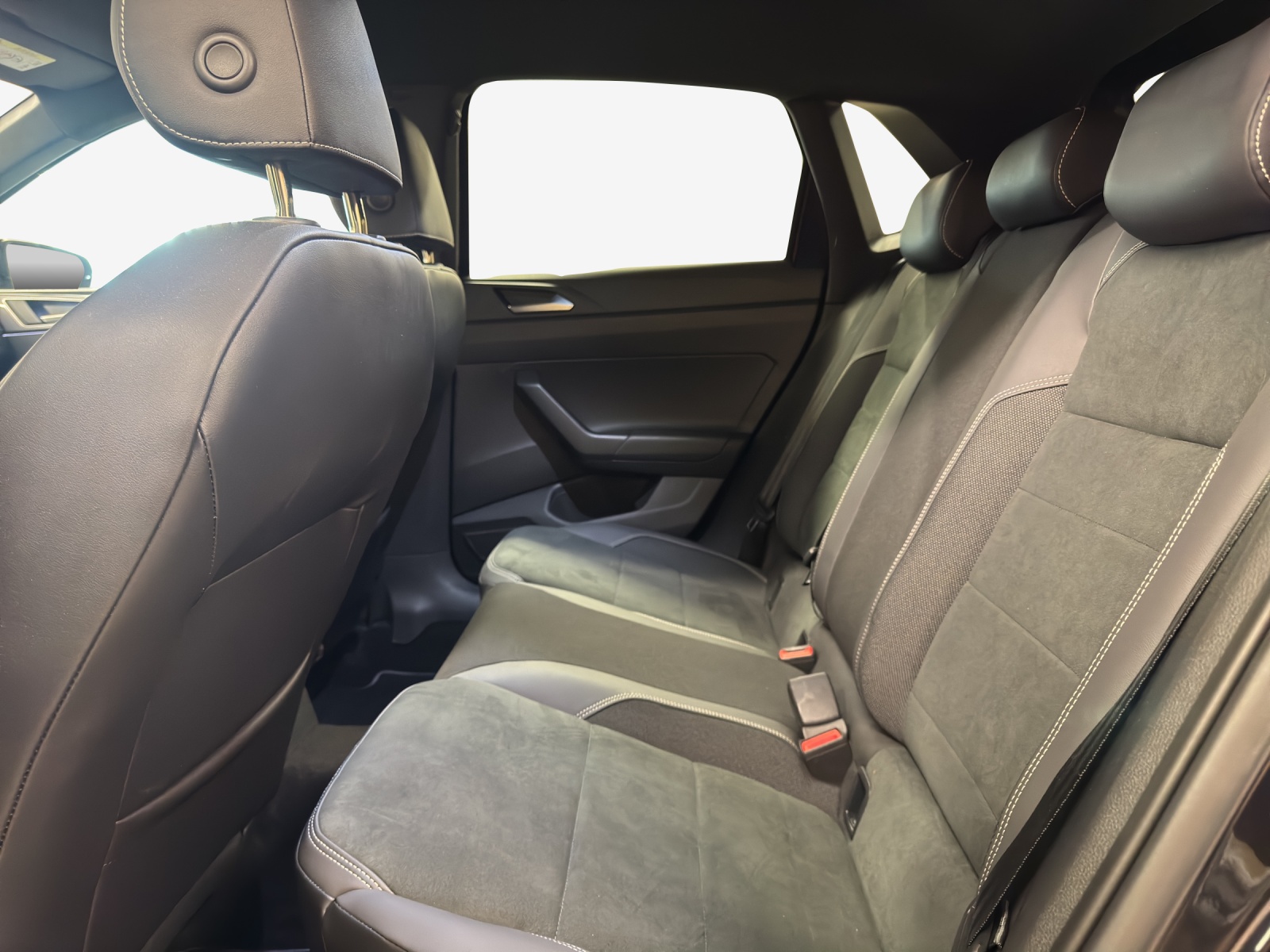 VW Polo 2.0 TSI GTI DSG-image-11